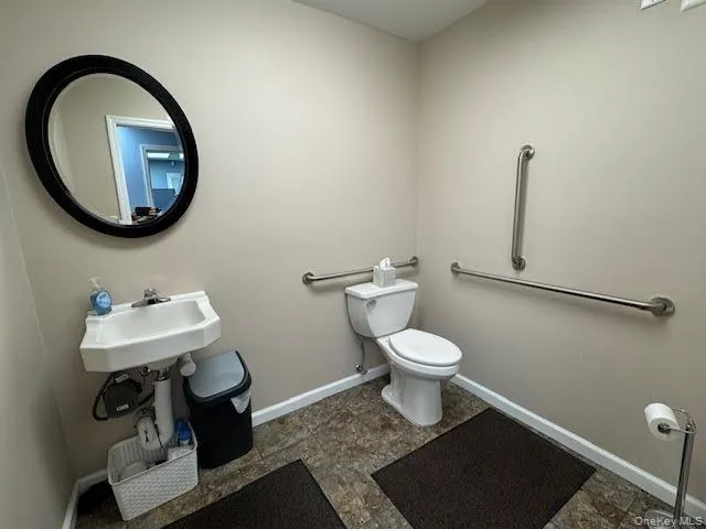 ADA compliant W/C ADA compliant W/C