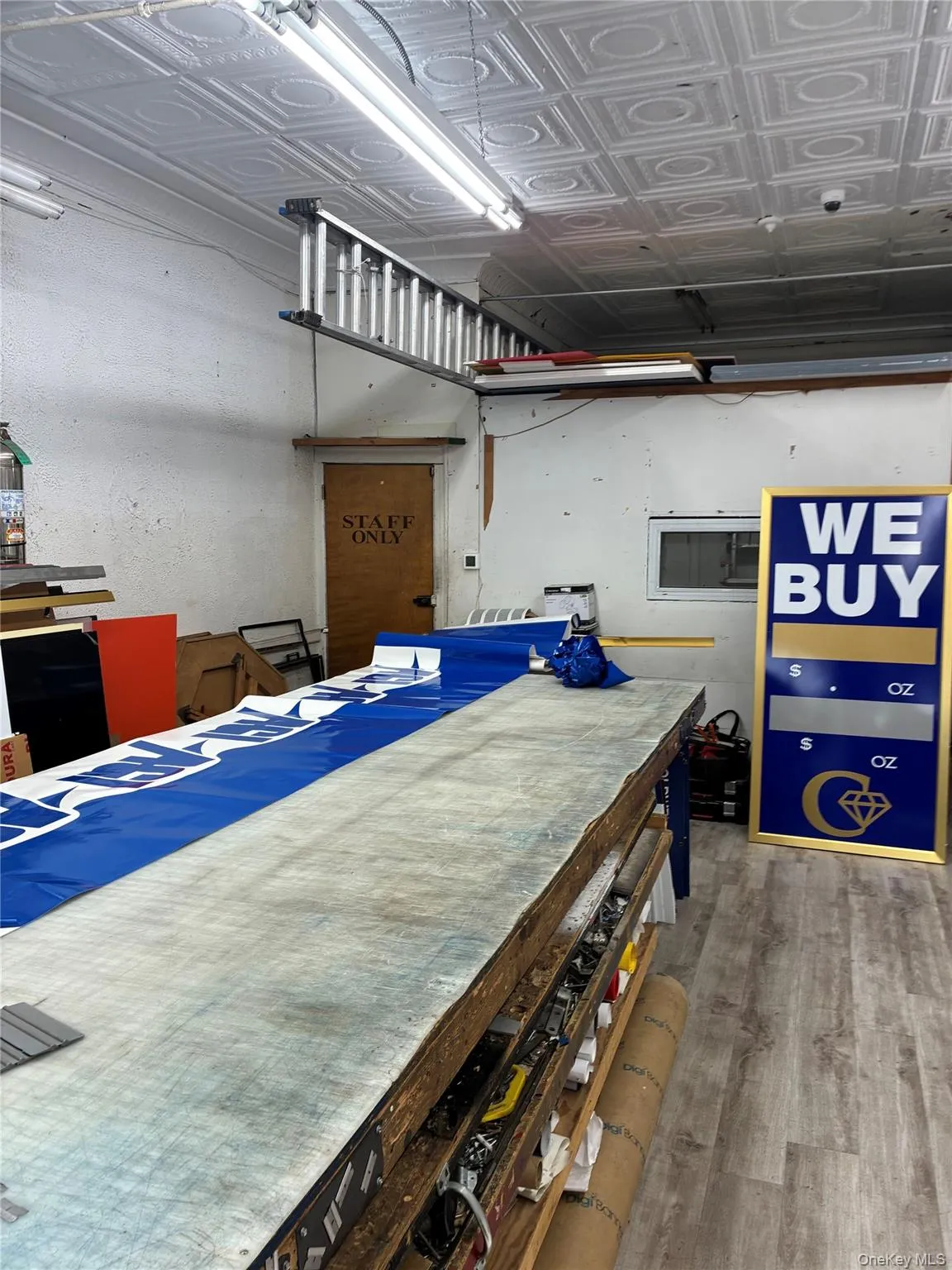 Garage with an ornate ceiling Garage with an ornate ceiling