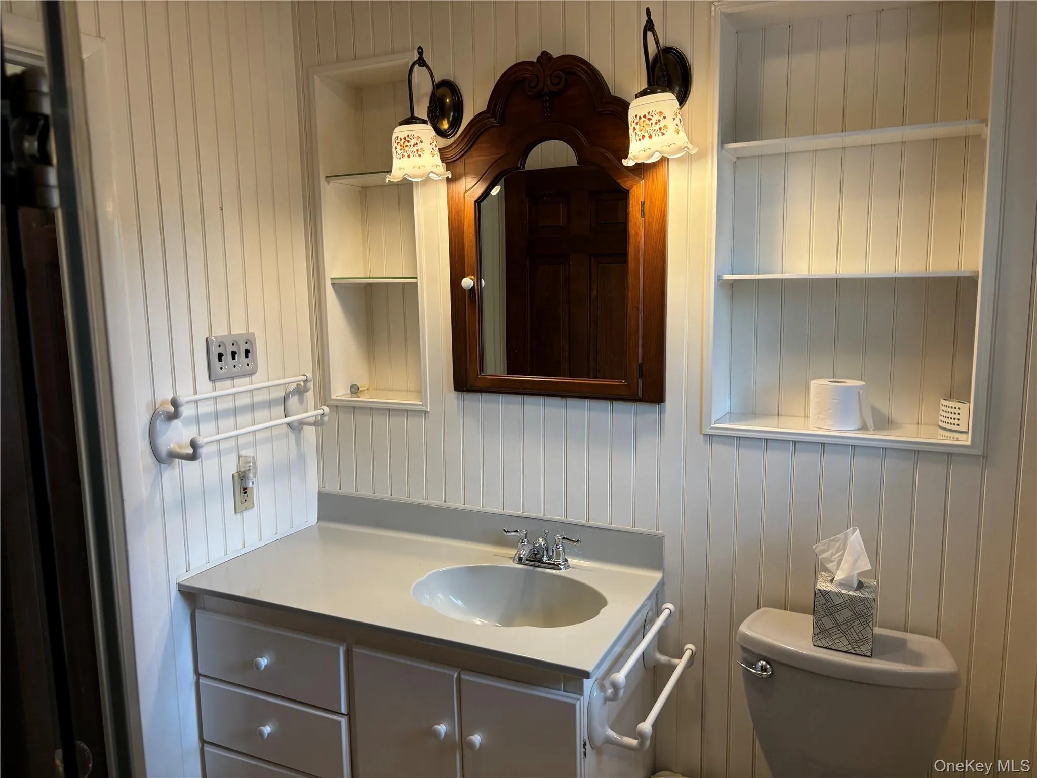 Full Bathroom Full Bathroom