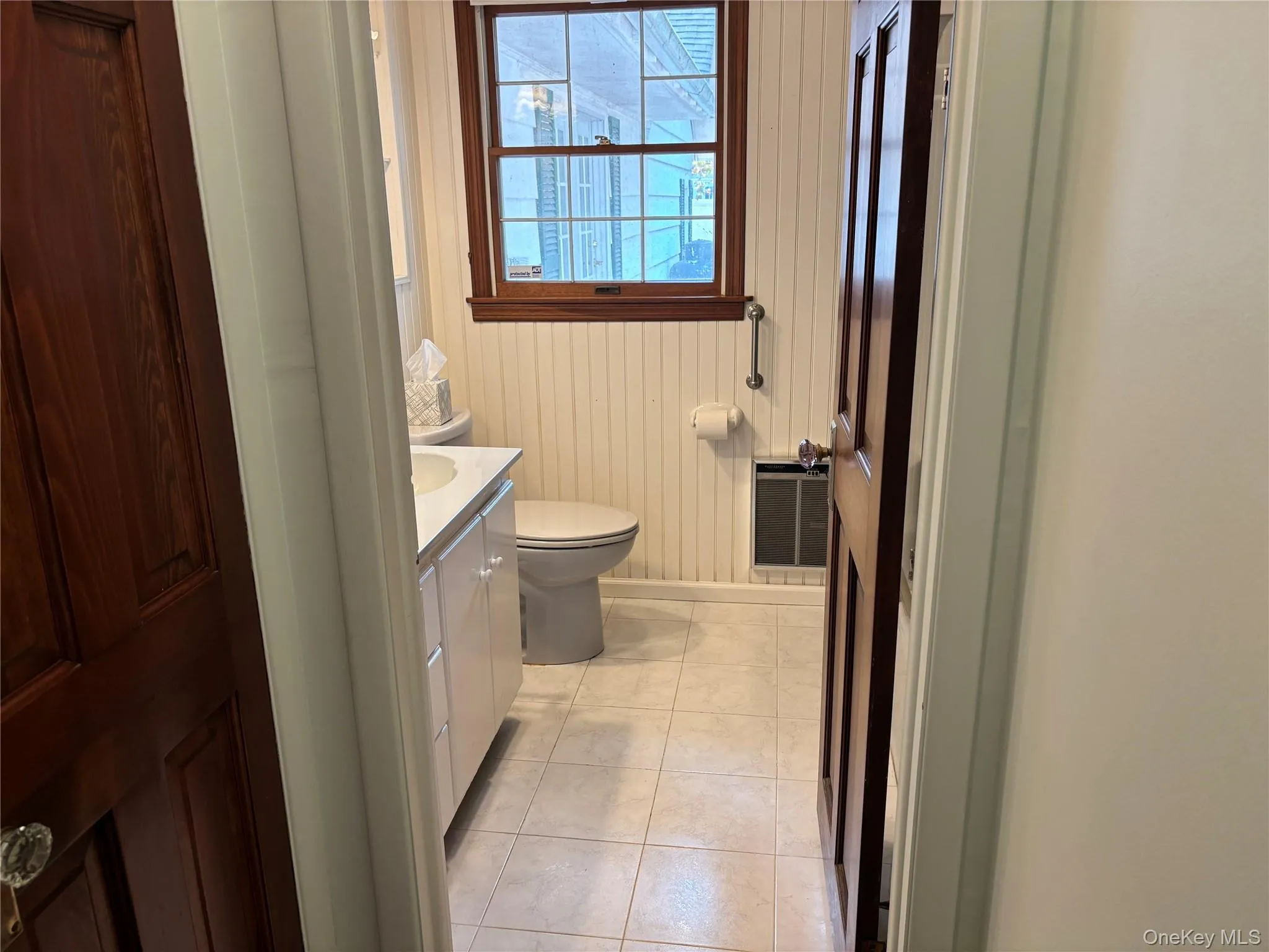Full Bathroom Full Bathroom