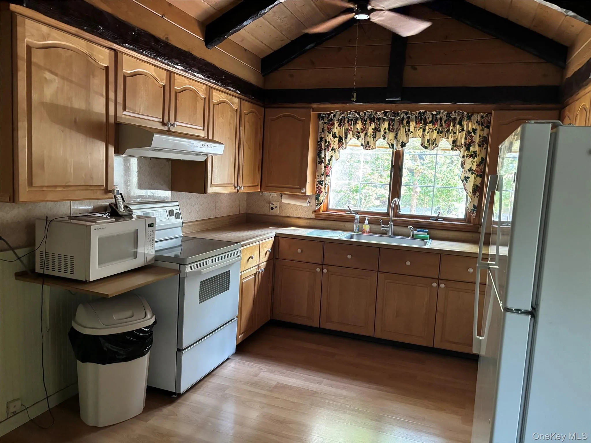 16 Rocklein Road, Riverhead, NY, 4 Bedrooms Bedrooms, 7 Rooms Rooms,1 BathroomBathrooms,Residential,For Rent,Rocklein,0,KEY909711 16 Rocklein Road, Riverhead, NY, 4 Bedrooms Bedrooms, 7 Rooms Rooms,1 BathroomBathrooms,Residential,For Rent,Rocklein,0,KEY909711