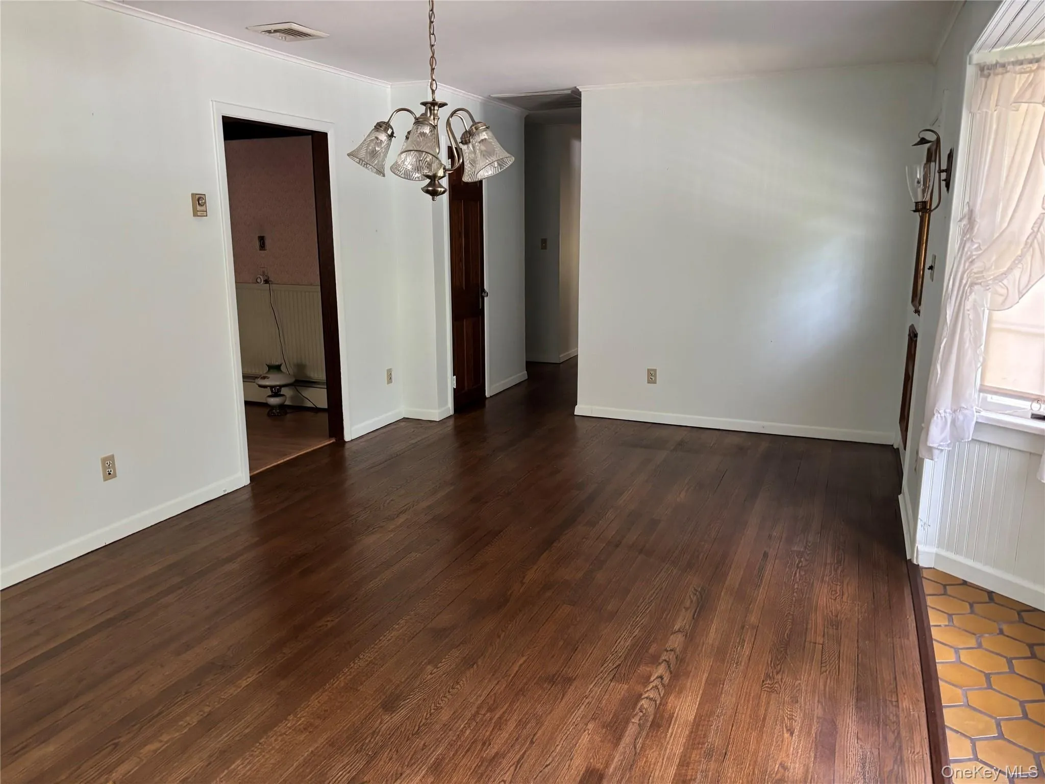 16 Rocklein Road, Riverhead, NY, 4 Bedrooms Bedrooms, 7 Rooms Rooms,1 BathroomBathrooms,Residential,For Rent,Rocklein,0,KEY909711 16 Rocklein Road, Riverhead, NY, 4 Bedrooms Bedrooms, 7 Rooms Rooms,1 BathroomBathrooms,Residential,For Rent,Rocklein,0,KEY909711