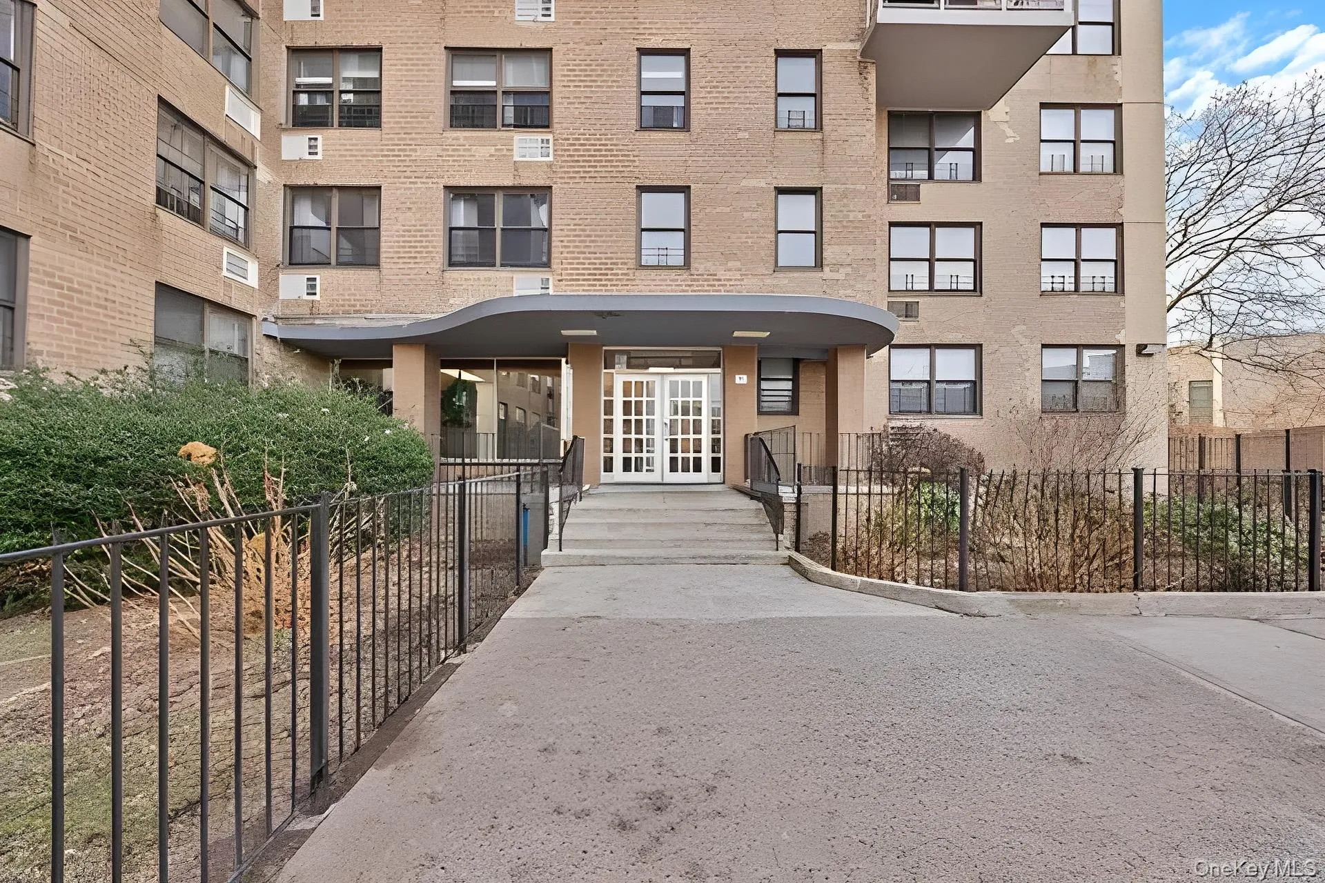 950 Hoe Avenue, New York, NY, 2 Bedrooms Bedrooms, 5 Rooms Rooms,1 BathroomBathrooms,Residential,For Rent,Hoe,0,909774 950 Hoe Avenue, New York, NY, 2 Bedrooms Bedrooms, 5 Rooms Rooms,1 BathroomBathrooms,Residential,For Rent,Hoe,0,909774
