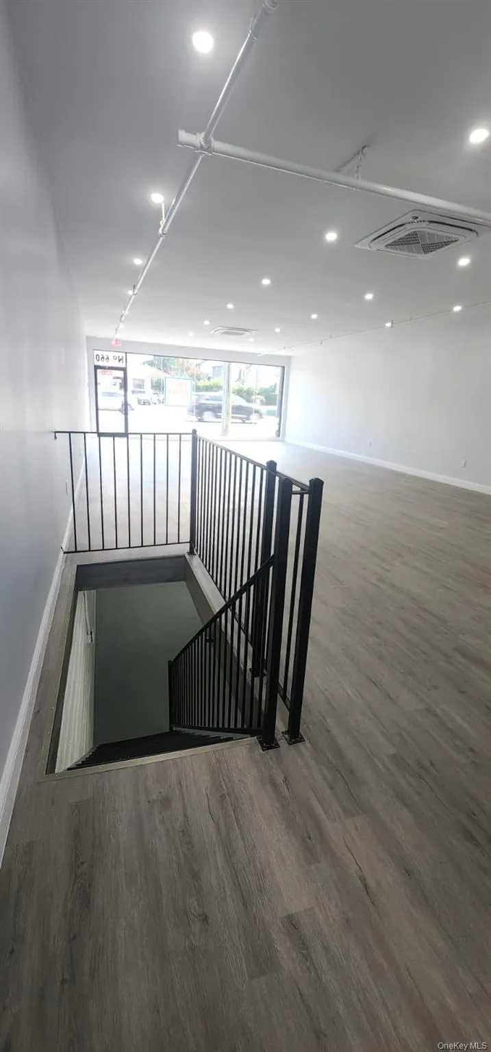 660 Port Washington Boulevard, North Hempstead, NY, ,Commercial Lease,Idx,Port Washington,0,909792 660 Port Washington Boulevard, North Hempstead, NY, ,Commercial Lease,Idx,Port Washington,0,909792