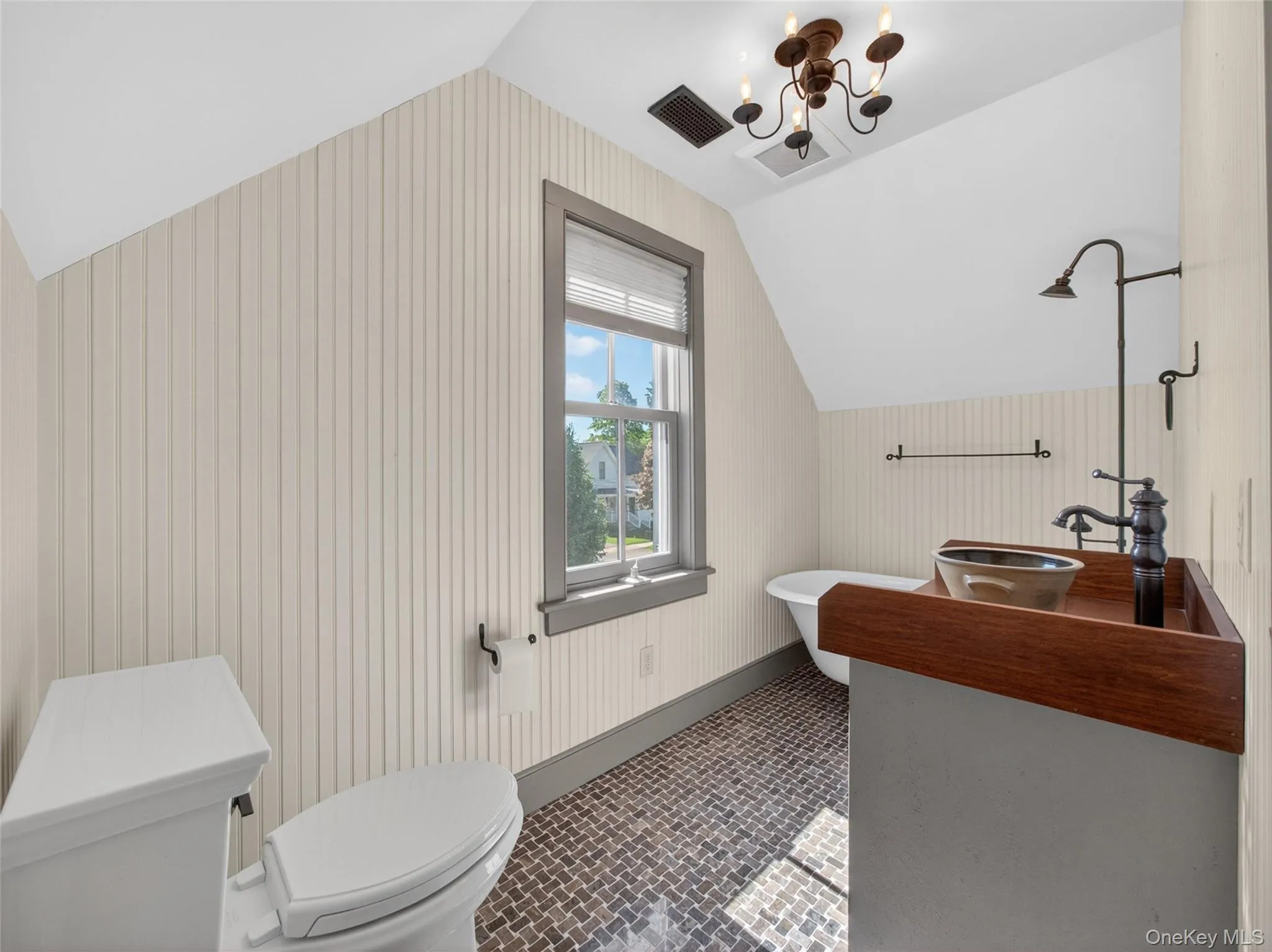 43 Rockland Avenue, Ramapo, NY, 3 Bedrooms Bedrooms, 9 Rooms Rooms,2 BathroomsBathrooms,Residential,For Rent,Rockland,0,909941 43 Rockland Avenue, Ramapo, NY, 3 Bedrooms Bedrooms, 9 Rooms Rooms,2 BathroomsBathrooms,Residential,For Rent,Rockland,0,909941
