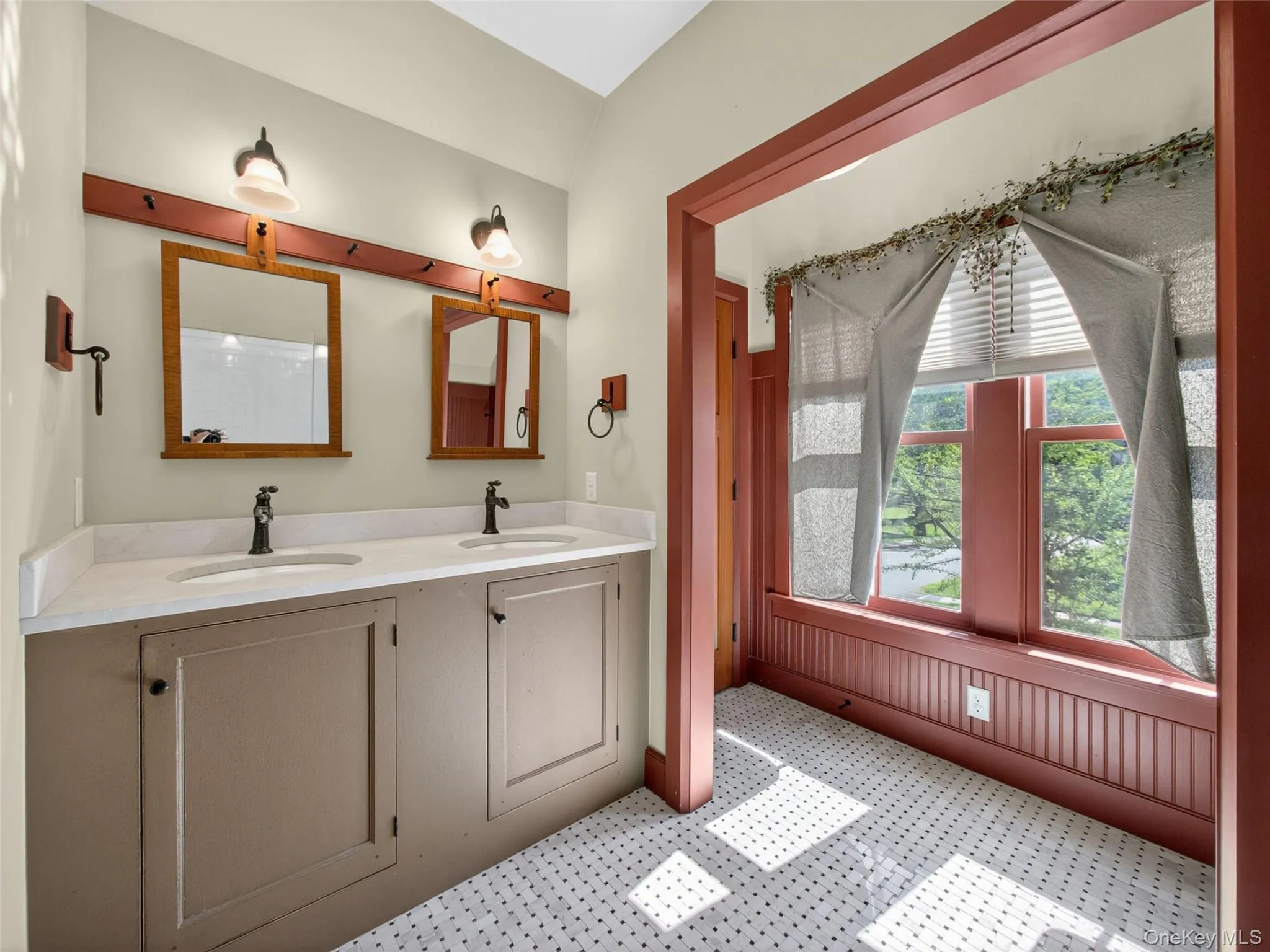 43 Rockland Avenue, Ramapo, NY, 3 Bedrooms Bedrooms, 9 Rooms Rooms,2 BathroomsBathrooms,Residential,For Rent,Rockland,0,909941 43 Rockland Avenue, Ramapo, NY, 3 Bedrooms Bedrooms, 9 Rooms Rooms,2 BathroomsBathrooms,Residential,For Rent,Rockland,0,909941