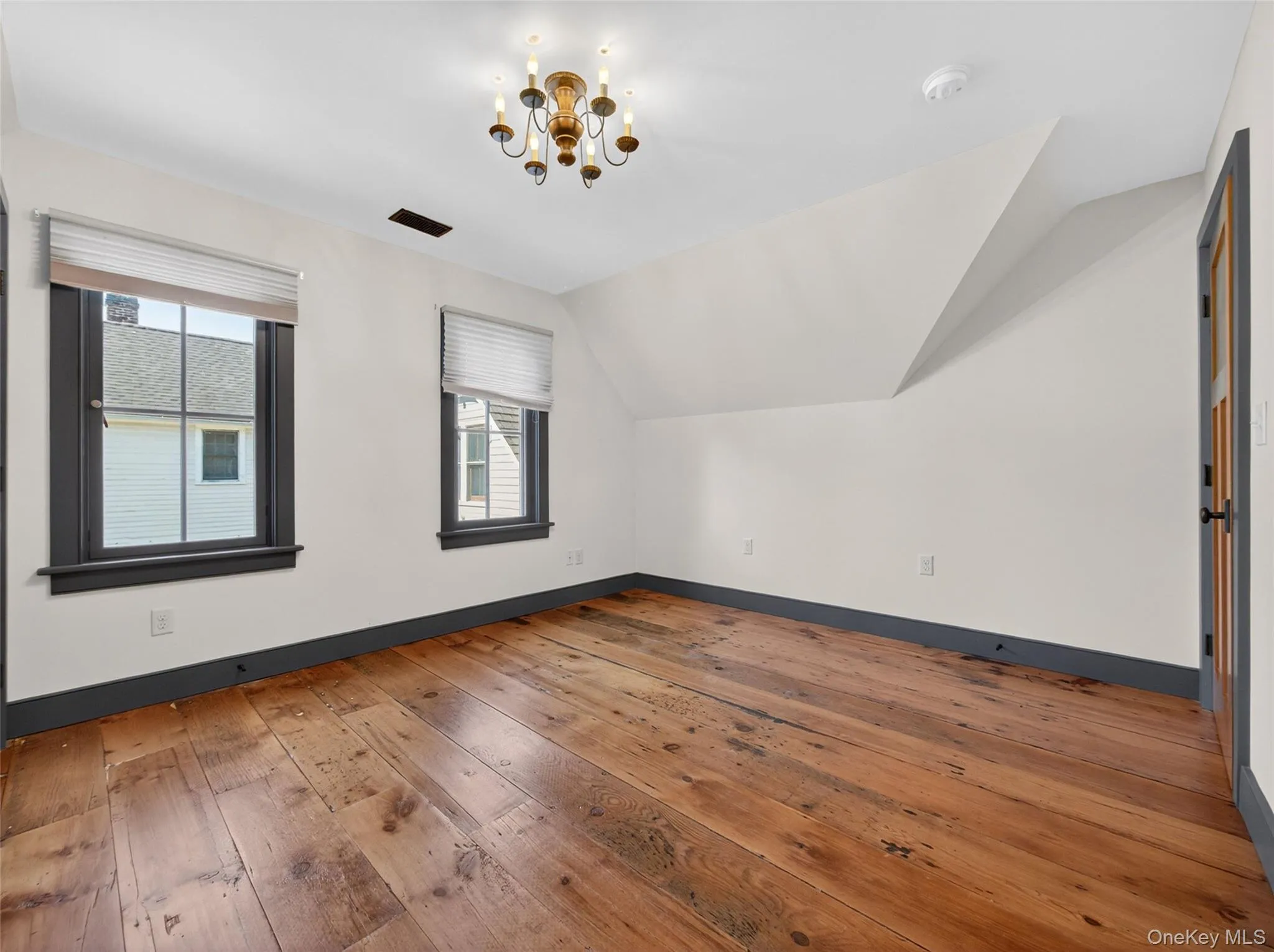 43 Rockland Avenue, Ramapo, NY, 3 Bedrooms Bedrooms, 9 Rooms Rooms,2 BathroomsBathrooms,Residential,For Rent,Rockland,0,909941 43 Rockland Avenue, Ramapo, NY, 3 Bedrooms Bedrooms, 9 Rooms Rooms,2 BathroomsBathrooms,Residential,For Rent,Rockland,0,909941