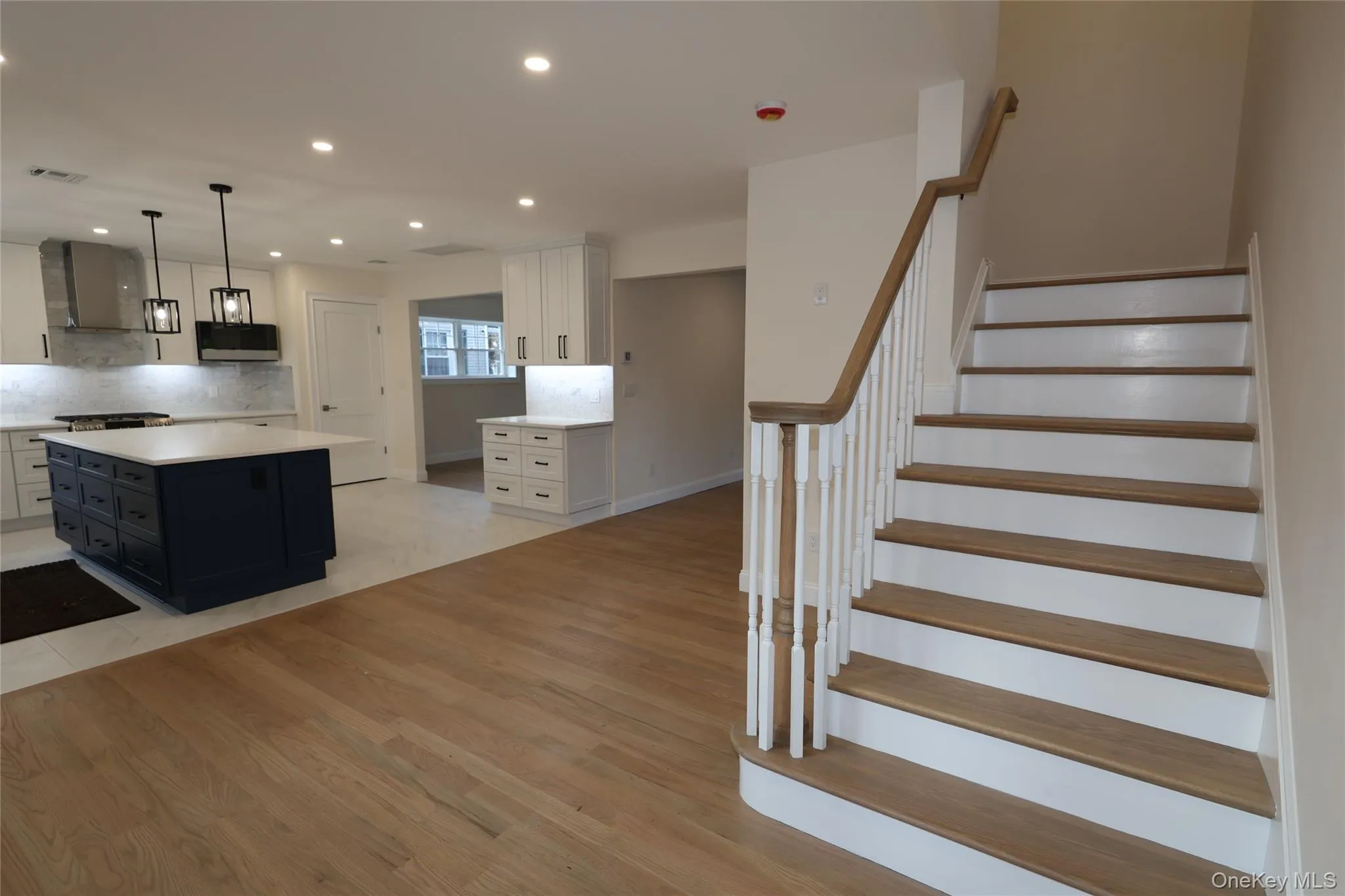 78 Ontario Road, North Hempstead, NY, 4 Bedrooms Bedrooms, 13 Rooms Rooms,3 BathroomsBathrooms,Residential,For Rent,Ontario,0,910010 78 Ontario Road, North Hempstead, NY, 4 Bedrooms Bedrooms, 13 Rooms Rooms,3 BathroomsBathrooms,Residential,For Rent,Ontario,0,910010