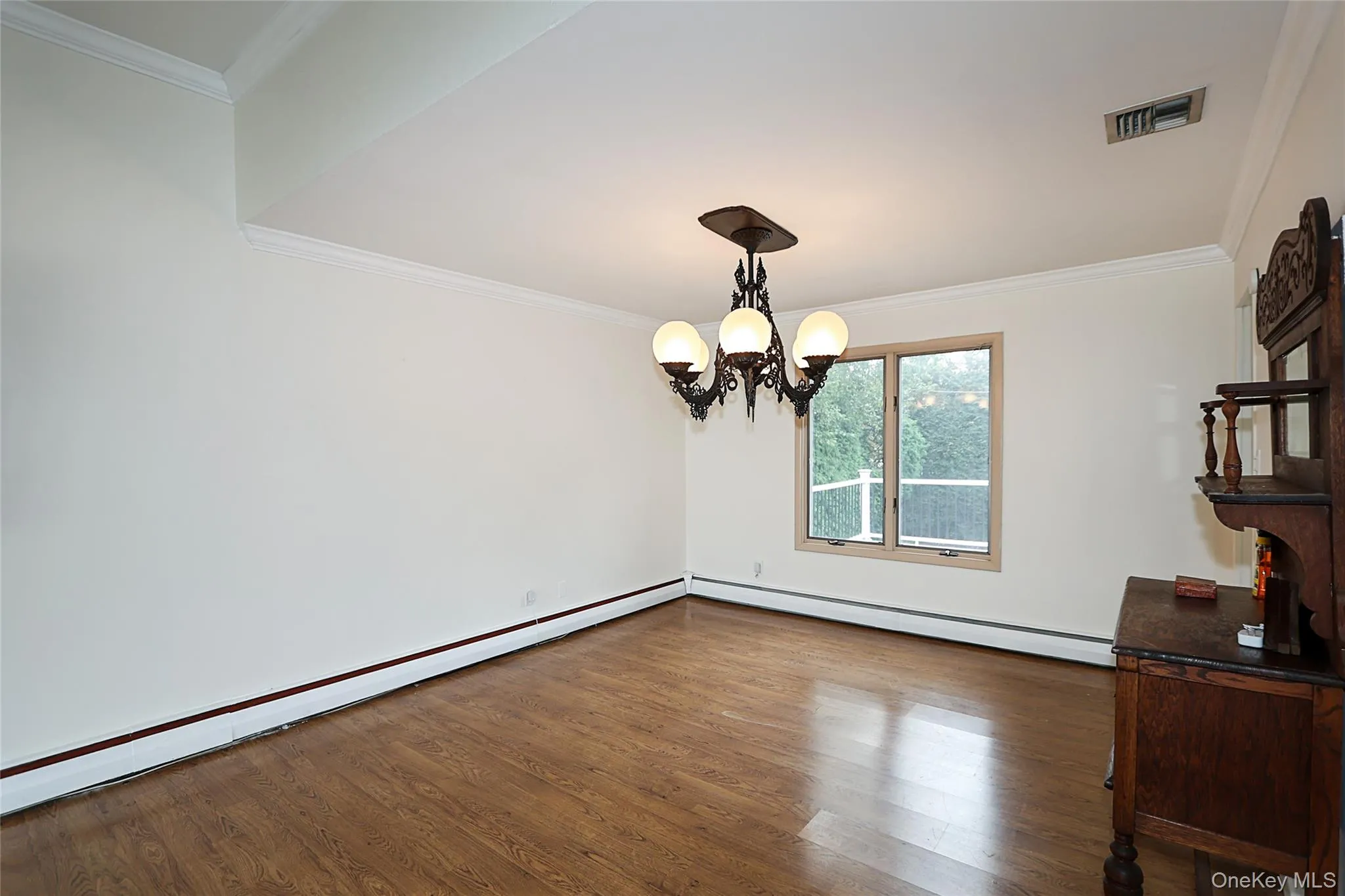 14 Glenn Drive, Oyster Bay, NY, 4 Bedrooms Bedrooms, 8 Rooms Rooms,3 BathroomsBathrooms,Residential Lease,Idx,Glenn,0,910199 14 Glenn Drive, Oyster Bay, NY, 4 Bedrooms Bedrooms, 8 Rooms Rooms,3 BathroomsBathrooms,Residential Lease,Idx,Glenn,0,910199