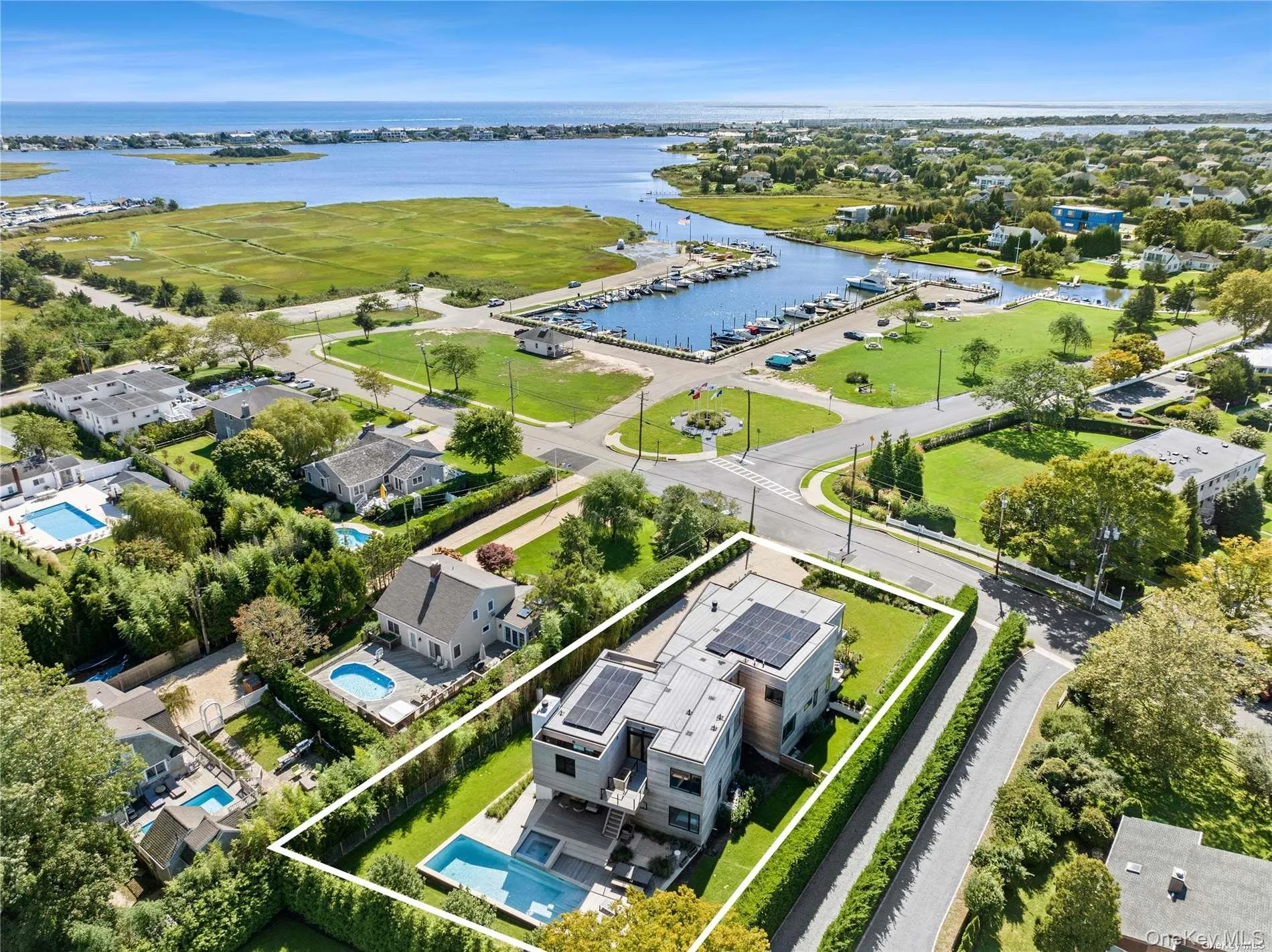 42 Library Avenue, Southampton, NY, 6 Bedrooms Bedrooms, 15 Rooms Rooms,7 BathroomsBathrooms,Residential Lease,Idx,Library,910496 42 Library Avenue, Southampton, NY, 6 Bedrooms Bedrooms, 15 Rooms Rooms,7 BathroomsBathrooms,Residential Lease,Idx,Library,910496