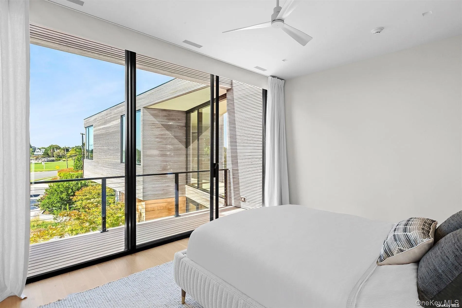 42 Library Avenue, Southampton, NY, 6 Bedrooms Bedrooms, 15 Rooms Rooms,7 BathroomsBathrooms,Residential Lease,Idx,Library,910496 42 Library Avenue, Southampton, NY, 6 Bedrooms Bedrooms, 15 Rooms Rooms,7 BathroomsBathrooms,Residential Lease,Idx,Library,910496