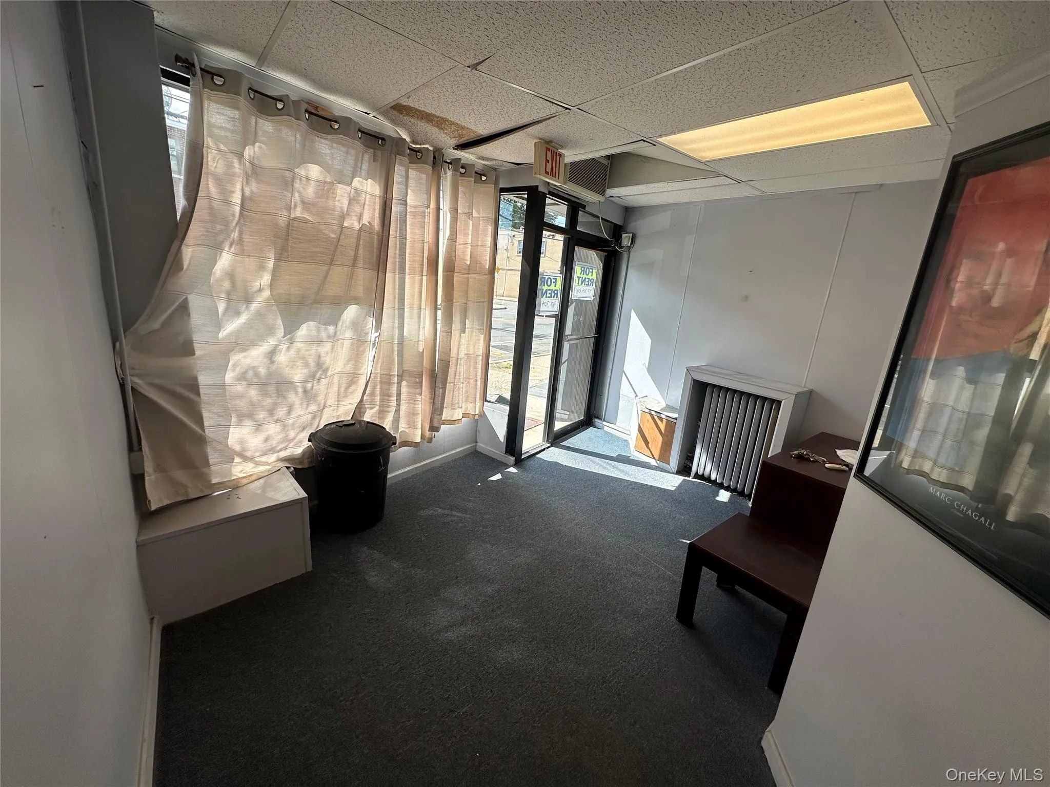 Lobby with a drop ceiling Lobby with a drop ceiling