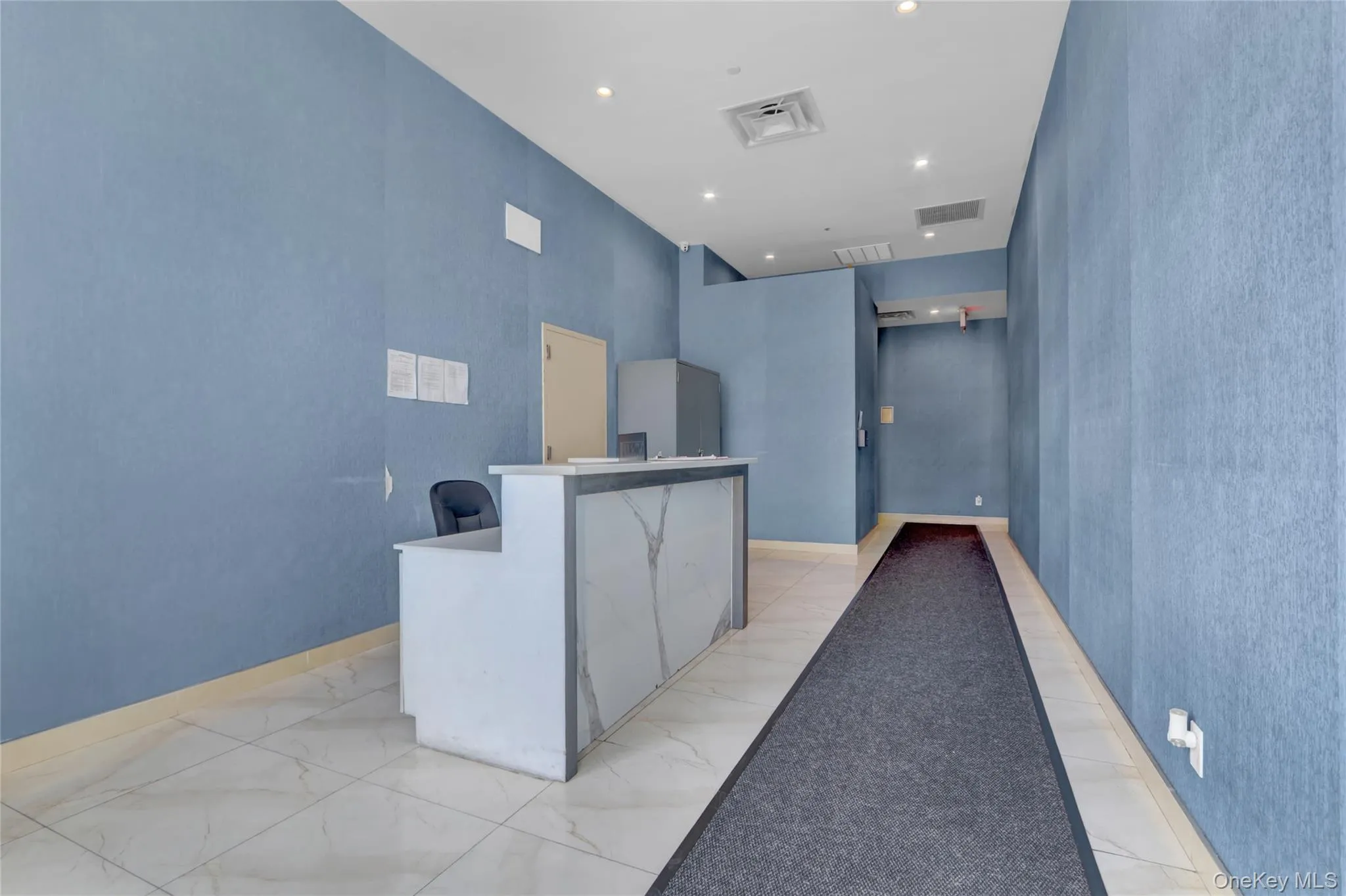 Reception with recessed lighting Reception with recessed lighting