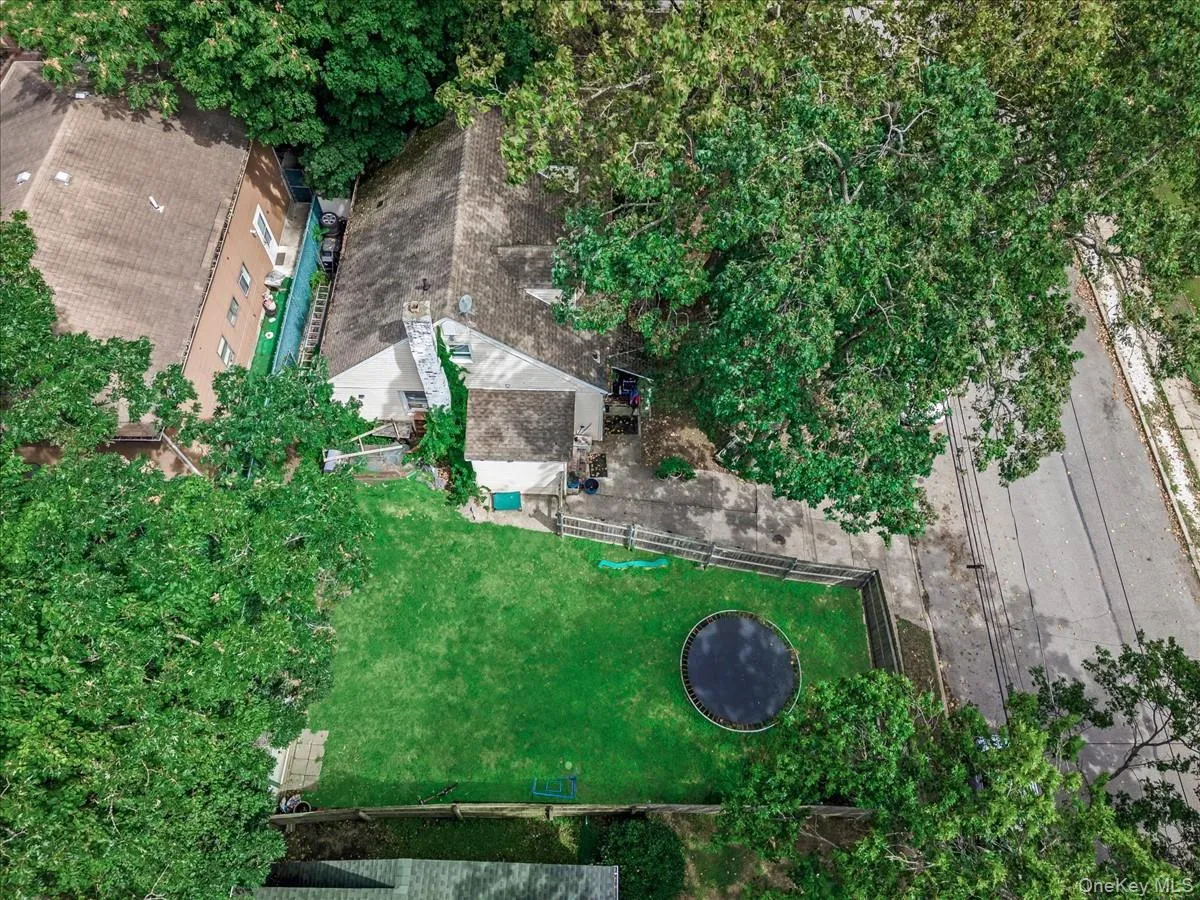 Aerial overview of property's location Aerial overview of property's location