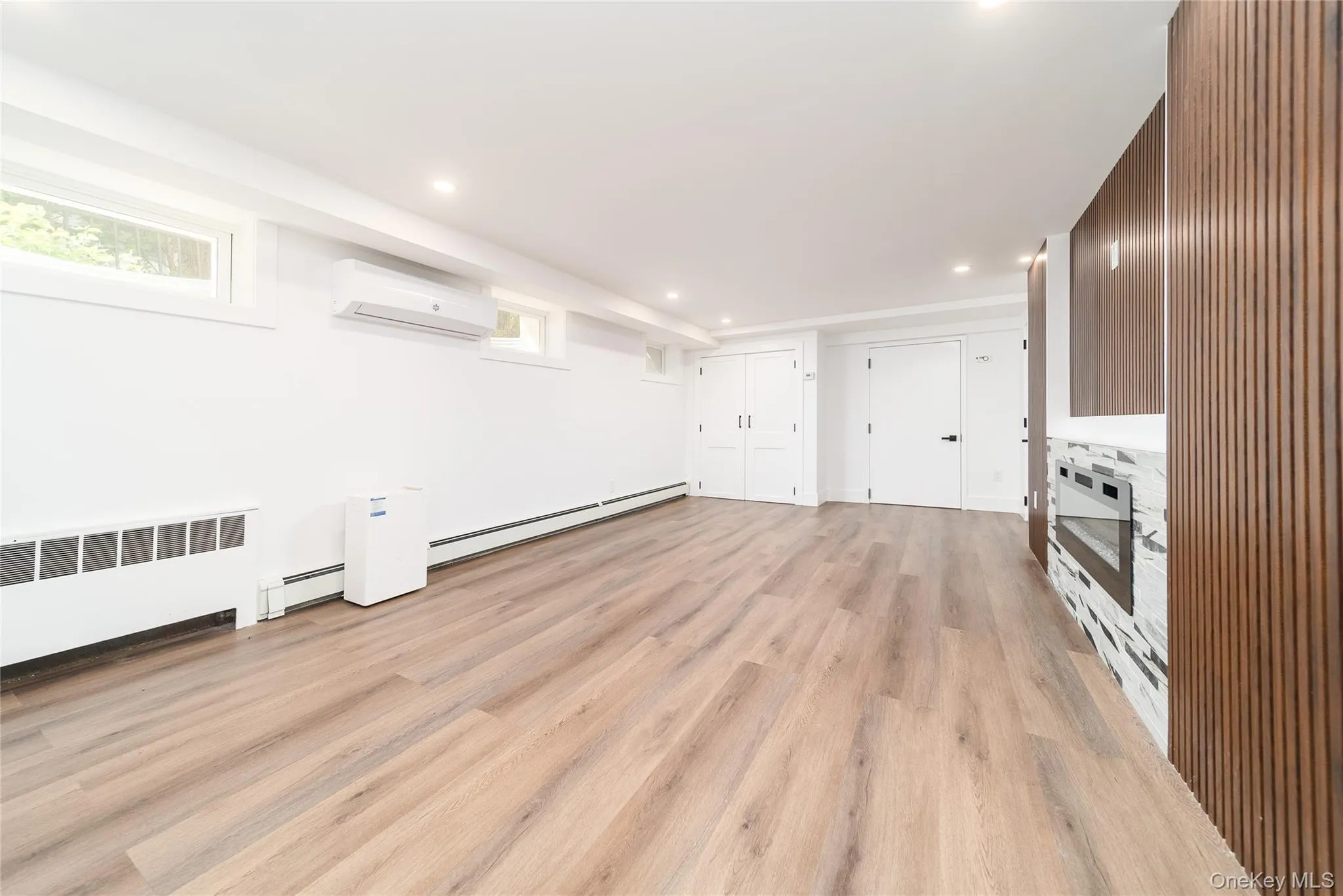 8632 Midland Parkway, New York, NY, 4 Bedrooms Bedrooms, 10 Rooms Rooms,3 BathroomsBathrooms,Residential,For Rent,Midland,0,910967 8632 Midland Parkway, New York, NY, 4 Bedrooms Bedrooms, 10 Rooms Rooms,3 BathroomsBathrooms,Residential,For Rent,Midland,0,910967