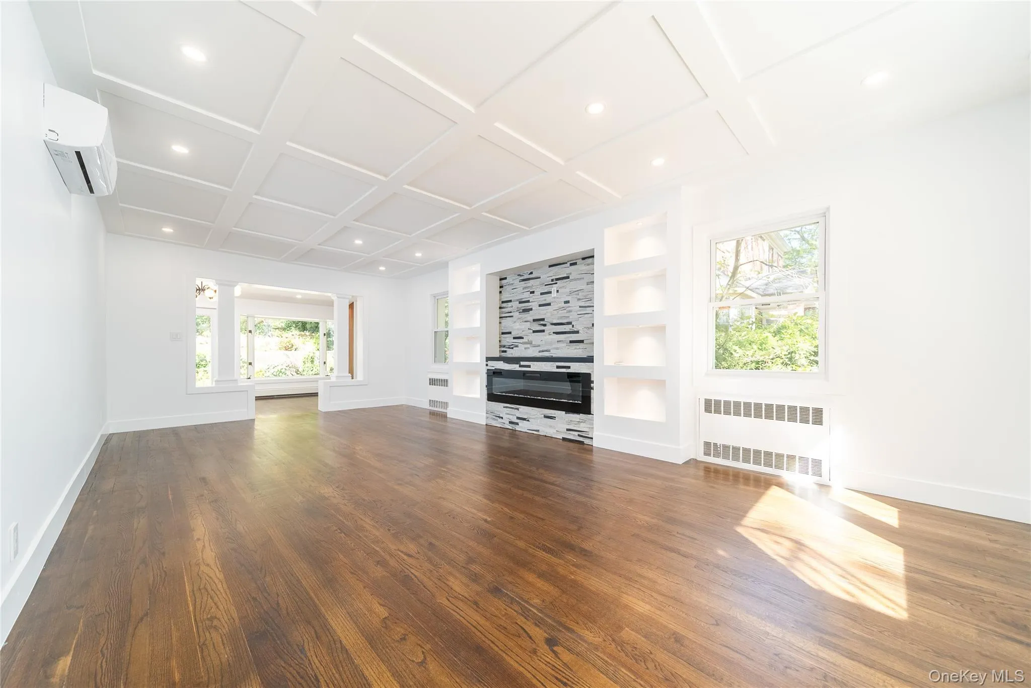 8632 Midland Parkway, New York, NY, 4 Bedrooms Bedrooms, 10 Rooms Rooms,3 BathroomsBathrooms,Residential,For Rent,Midland,0,910967 8632 Midland Parkway, New York, NY, 4 Bedrooms Bedrooms, 10 Rooms Rooms,3 BathroomsBathrooms,Residential,For Rent,Midland,0,910967