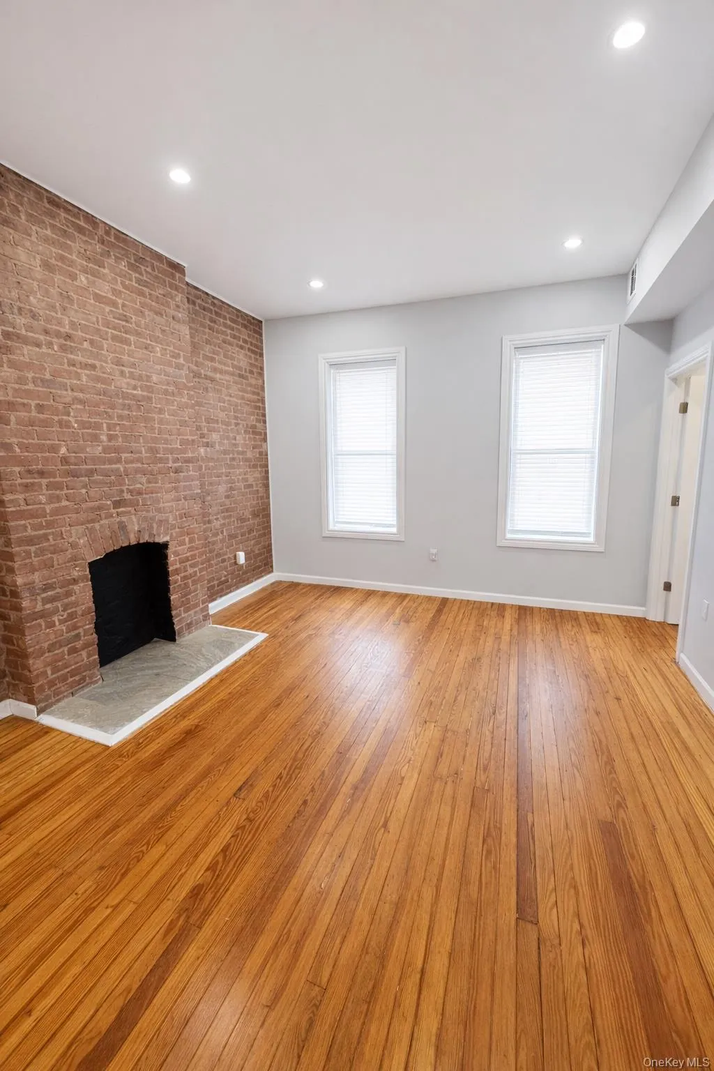 299 Malcolm X Boulevard, New York, NY, 4 Bedrooms Bedrooms, 7 Rooms Rooms,1 BathroomBathrooms,Residential Lease,For Rent,Malcolm X,0,911015 299 Malcolm X Boulevard, New York, NY, 4 Bedrooms Bedrooms, 7 Rooms Rooms,1 BathroomBathrooms,Residential Lease,For Rent,Malcolm X,0,911015