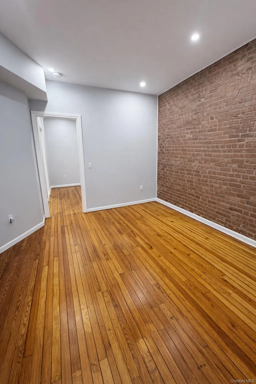 299 Malcolm X Boulevard, New York, NY, 4 Bedrooms Bedrooms, 7 Rooms Rooms,1 BathroomBathrooms,Residential Lease,For Rent,Malcolm X,0,911015 299 Malcolm X Boulevard, New York, NY, 4 Bedrooms Bedrooms, 7 Rooms Rooms,1 BathroomBathrooms,Residential Lease,For Rent,Malcolm X,0,911015