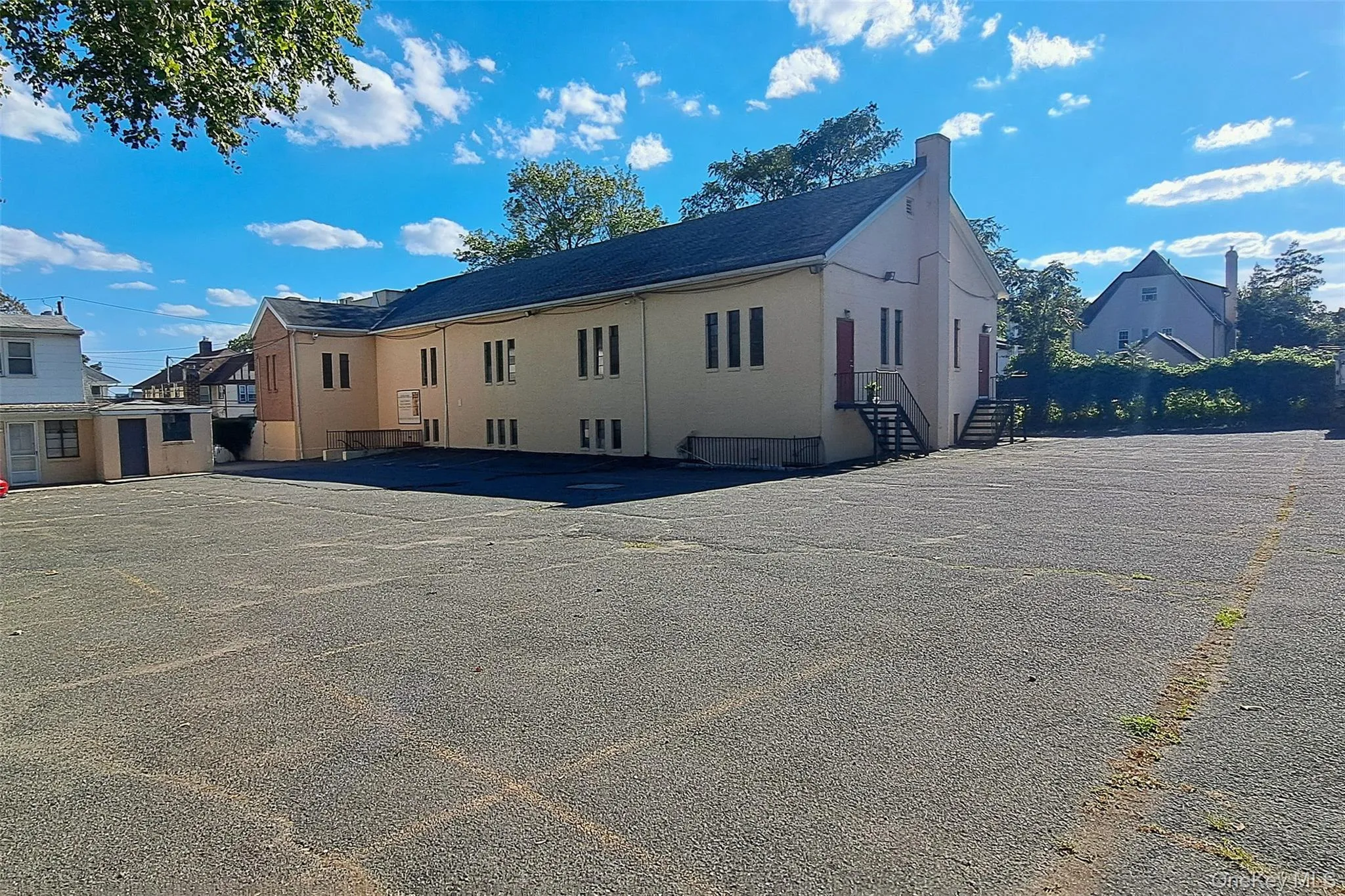 12ksf parking lot 12ksf parking lot