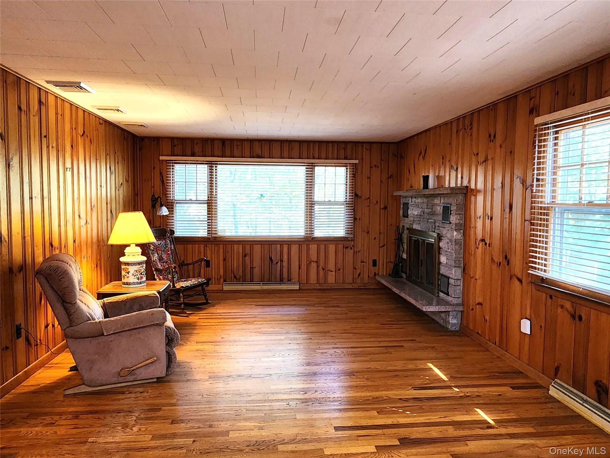 107 Thompson Place, Bethel, NY, 3 Bedrooms Bedrooms, 6 Rooms Rooms,1 BathroomBathrooms,Residential,For Rent,Thompson,0,911124 107 Thompson Place, Bethel, NY, 3 Bedrooms Bedrooms, 6 Rooms Rooms,1 BathroomBathrooms,Residential,For Rent,Thompson,0,911124