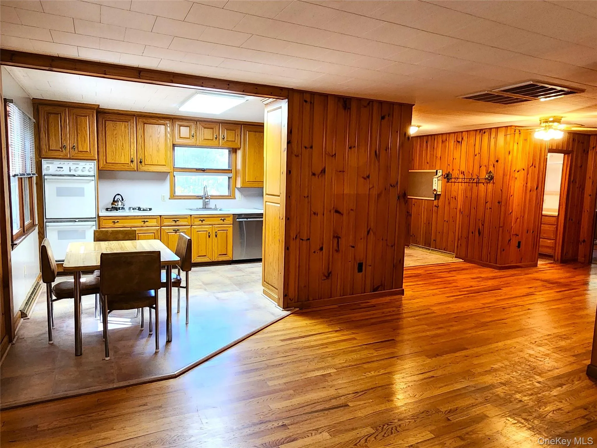 107 Thompson Place, Bethel, NY, 3 Bedrooms Bedrooms, 6 Rooms Rooms,1 BathroomBathrooms,Residential,For Rent,Thompson,0,911124 107 Thompson Place, Bethel, NY, 3 Bedrooms Bedrooms, 6 Rooms Rooms,1 BathroomBathrooms,Residential,For Rent,Thompson,0,911124
