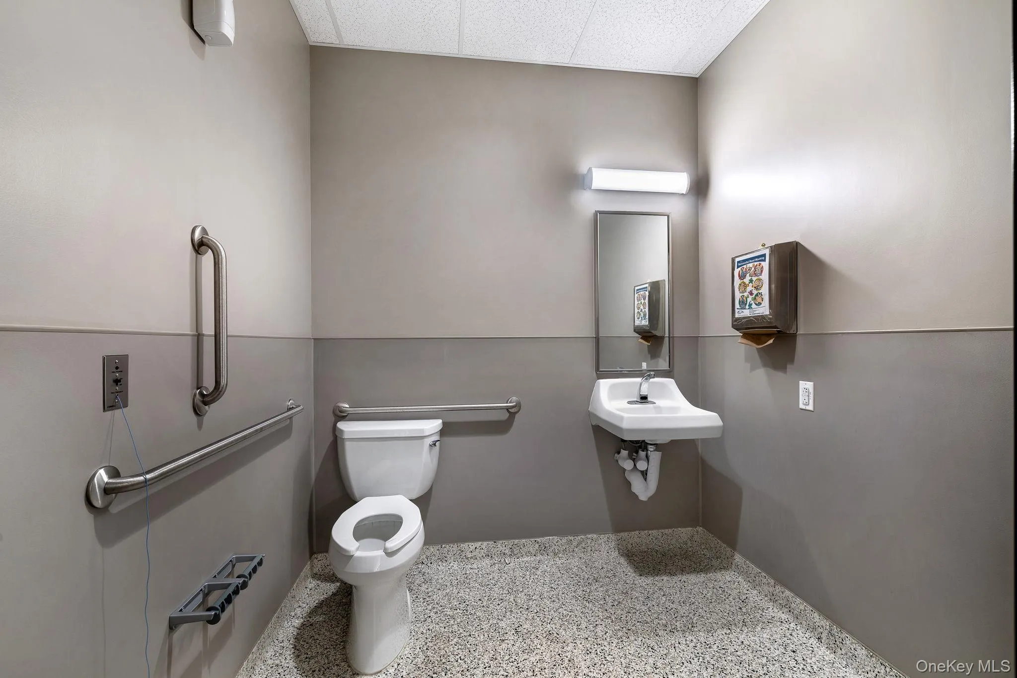 Half bath with toilet Half bath with toilet