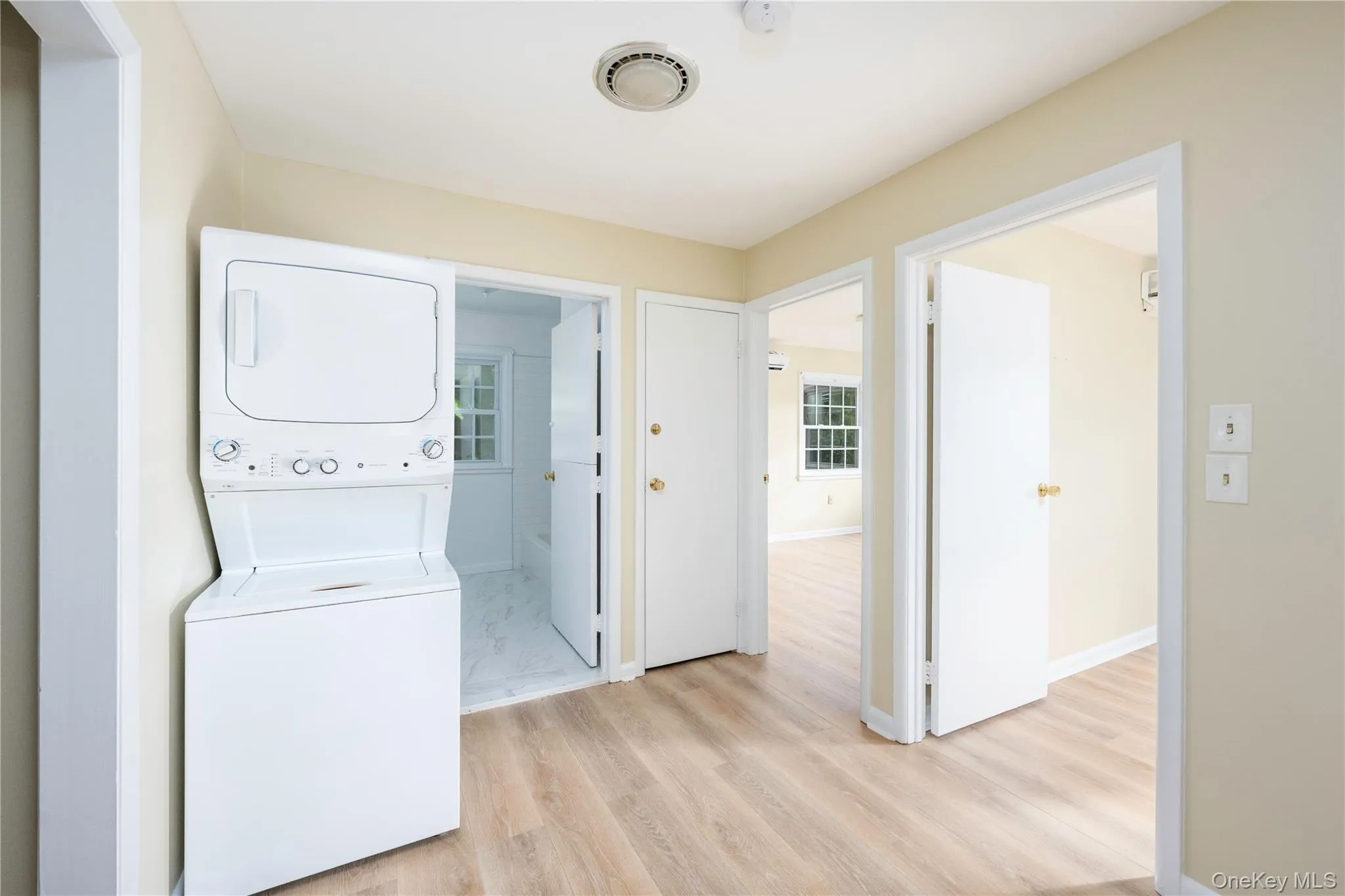 71 Arthursburg Road, La Grange, NY, 2 Bedrooms Bedrooms, 4 Rooms Rooms,1 BathroomBathrooms,Residential Lease,Idx,Arthursburg,0,911435 71 Arthursburg Road, La Grange, NY, 2 Bedrooms Bedrooms, 4 Rooms Rooms,1 BathroomBathrooms,Residential Lease,Idx,Arthursburg,0,911435