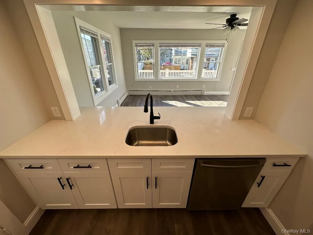 84 Rochester Avenue, Long Beach, NY, 2 Bedrooms Bedrooms, 5 Rooms Rooms,1 BathroomBathrooms,Residential Lease,Idx,Rochester,0,911504 84 Rochester Avenue, Long Beach, NY, 2 Bedrooms Bedrooms, 5 Rooms Rooms,1 BathroomBathrooms,Residential Lease,Idx,Rochester,0,911504