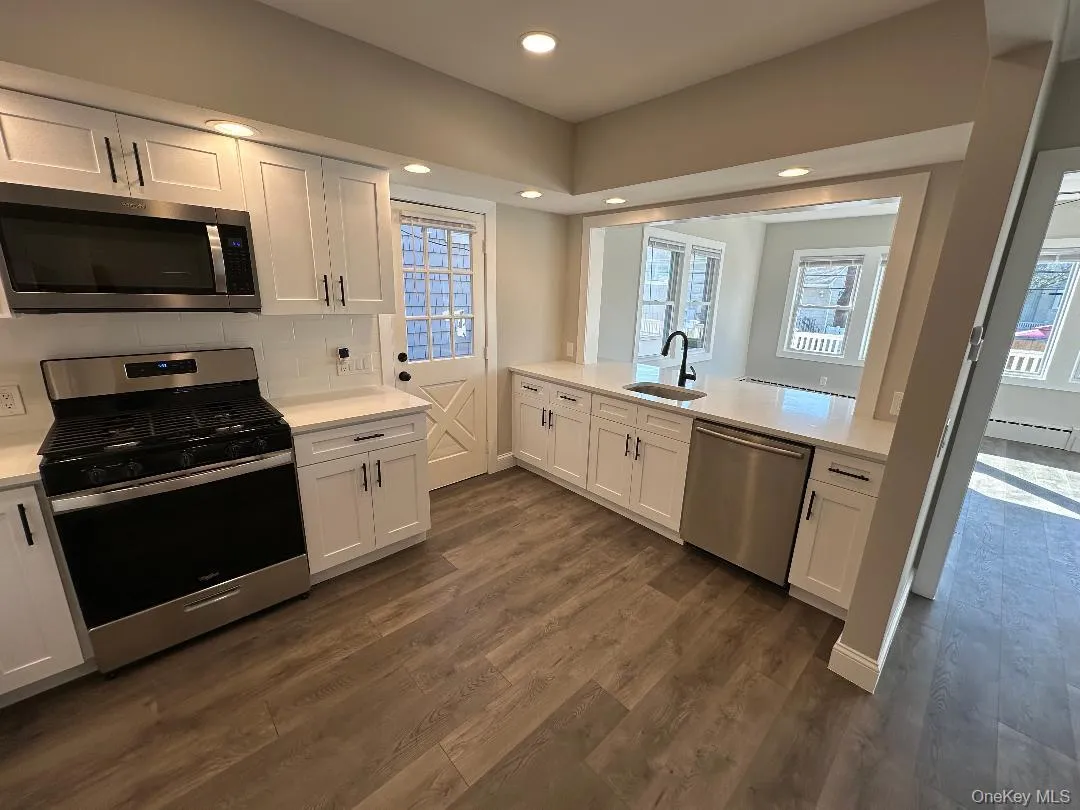 84 Rochester Avenue, Long Beach, NY, 2 Bedrooms Bedrooms, 5 Rooms Rooms,1 BathroomBathrooms,Residential Lease,Idx,Rochester,0,911504 84 Rochester Avenue, Long Beach, NY, 2 Bedrooms Bedrooms, 5 Rooms Rooms,1 BathroomBathrooms,Residential Lease,Idx,Rochester,0,911504