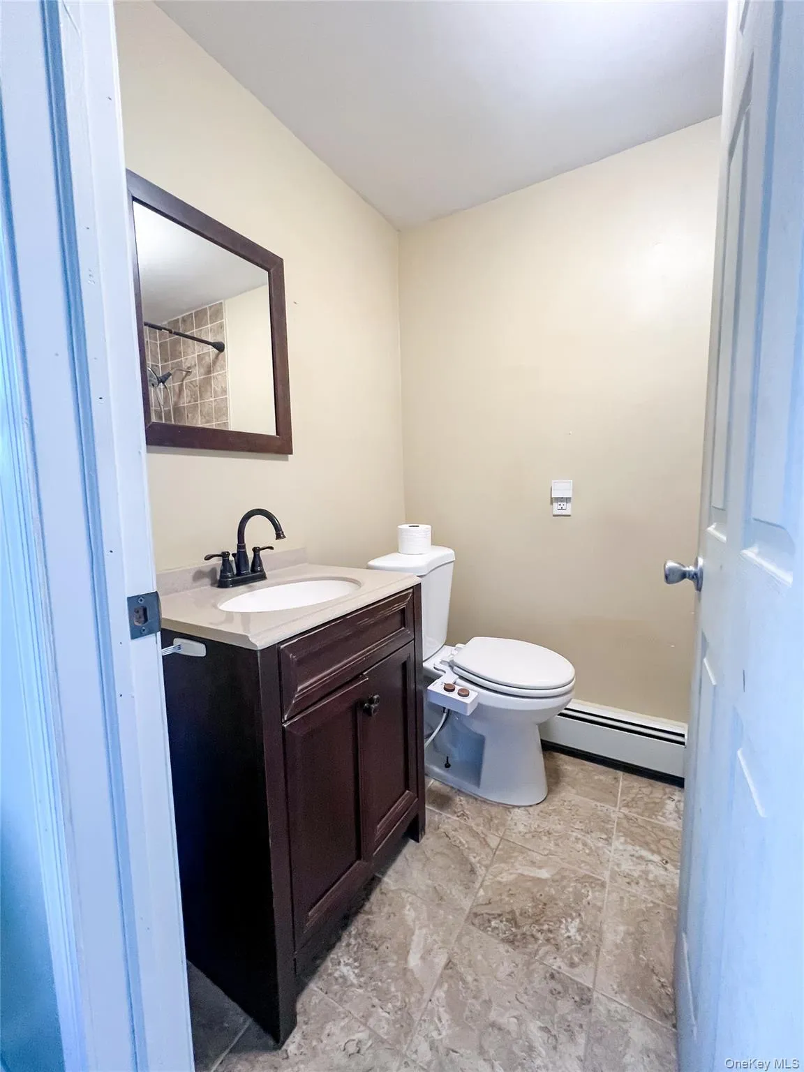 Full Bathroom with Vanity Full Bathroom with Vanity