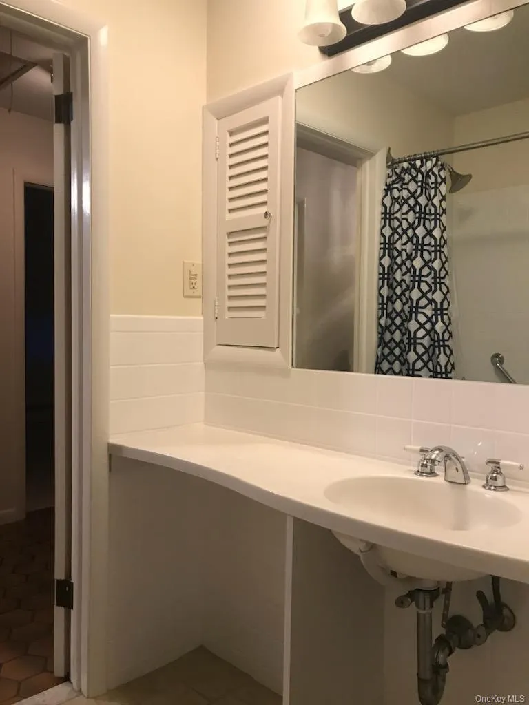 116 Meadow Road, Ossining, NY, 4 Bedrooms Bedrooms, 8 Rooms Rooms,2 BathroomsBathrooms,Residential Lease,Idx,Meadow,911684 116 Meadow Road, Ossining, NY, 4 Bedrooms Bedrooms, 8 Rooms Rooms,2 BathroomsBathrooms,Residential Lease,Idx,Meadow,911684