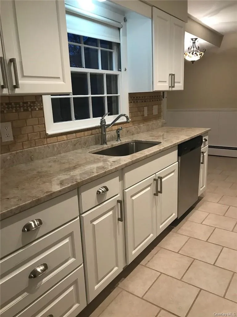 116 Meadow Road, Ossining, NY, 4 Bedrooms Bedrooms, 8 Rooms Rooms,2 BathroomsBathrooms,Residential Lease,Idx,Meadow,911684 116 Meadow Road, Ossining, NY, 4 Bedrooms Bedrooms, 8 Rooms Rooms,2 BathroomsBathrooms,Residential Lease,Idx,Meadow,911684