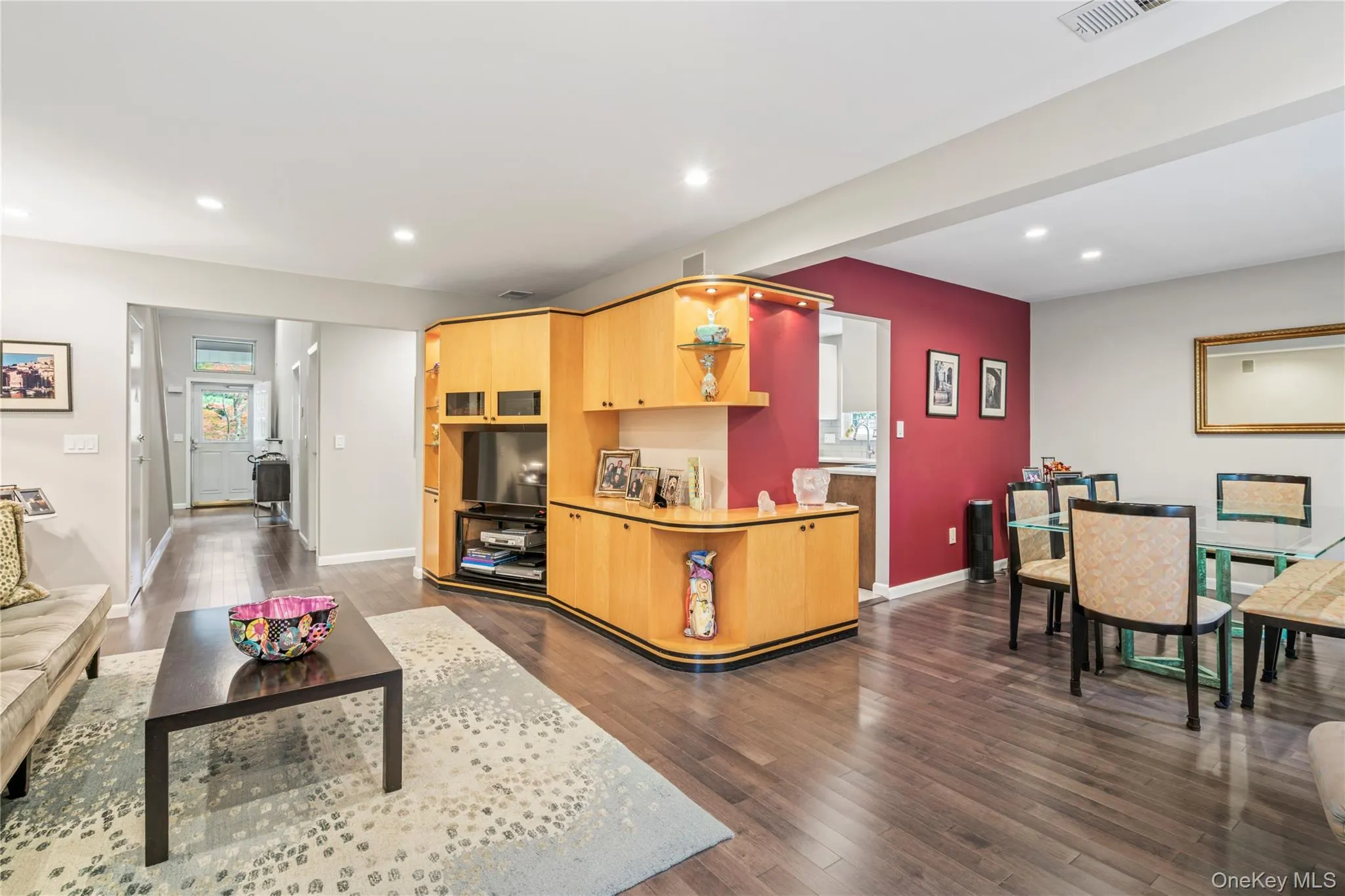 154 Hidden Ridge Drive, Oyster Bay, NY, 3 Bedrooms Bedrooms, 7 Rooms Rooms,2 BathroomsBathrooms,Residential,For Rent,Hidden Ridge,0,911695 154 Hidden Ridge Drive, Oyster Bay, NY, 3 Bedrooms Bedrooms, 7 Rooms Rooms,2 BathroomsBathrooms,Residential,For Rent,Hidden Ridge,0,911695