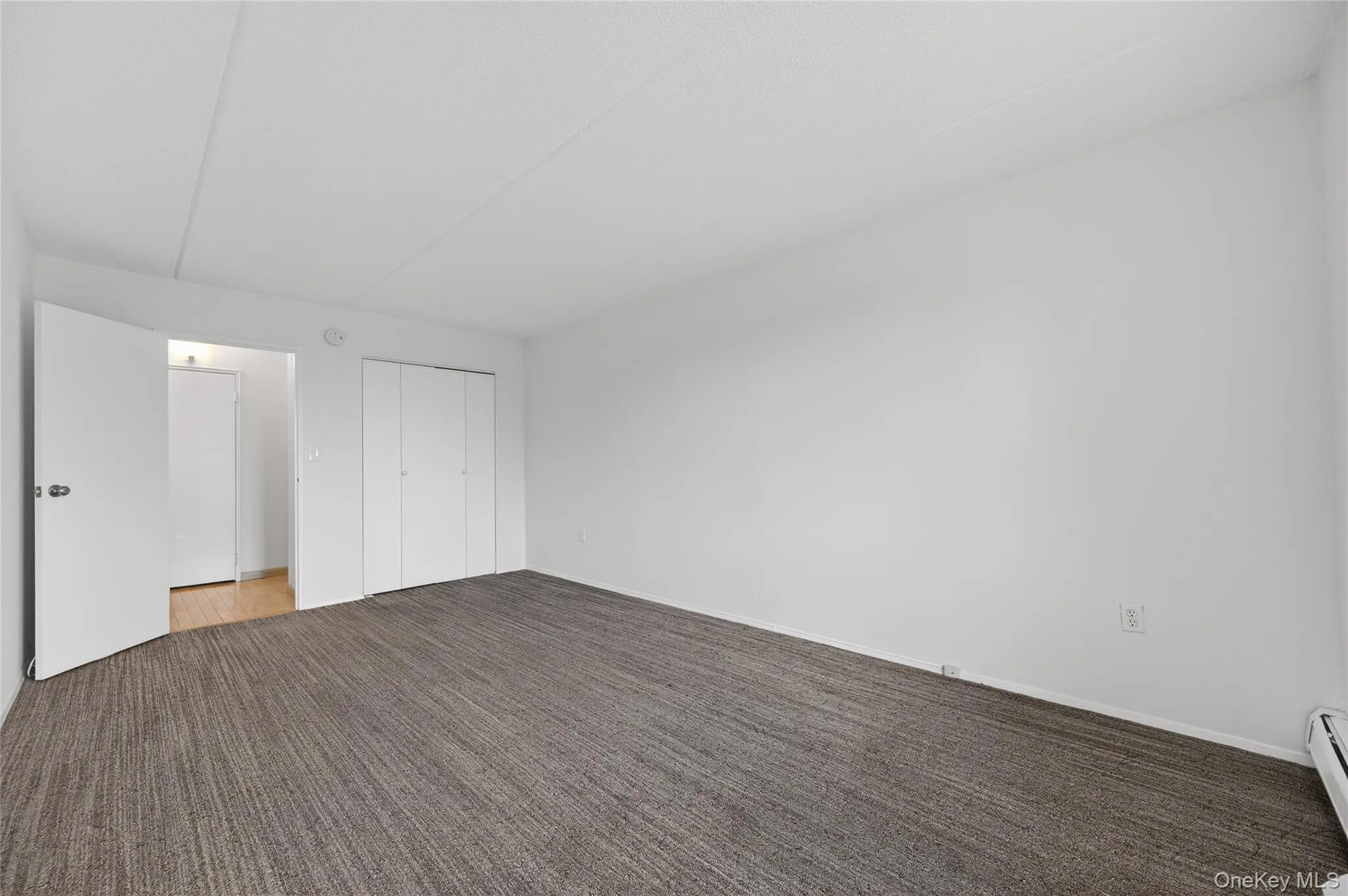 135 Post Avenue, North Hempstead, NY, 1 Bedroom Bedrooms, 4 Rooms Rooms,1 BathroomBathrooms,Residential Lease,For Rent,Post,0,911712 135 Post Avenue, North Hempstead, NY, 1 Bedroom Bedrooms, 4 Rooms Rooms,1 BathroomBathrooms,Residential Lease,For Rent,Post,0,911712