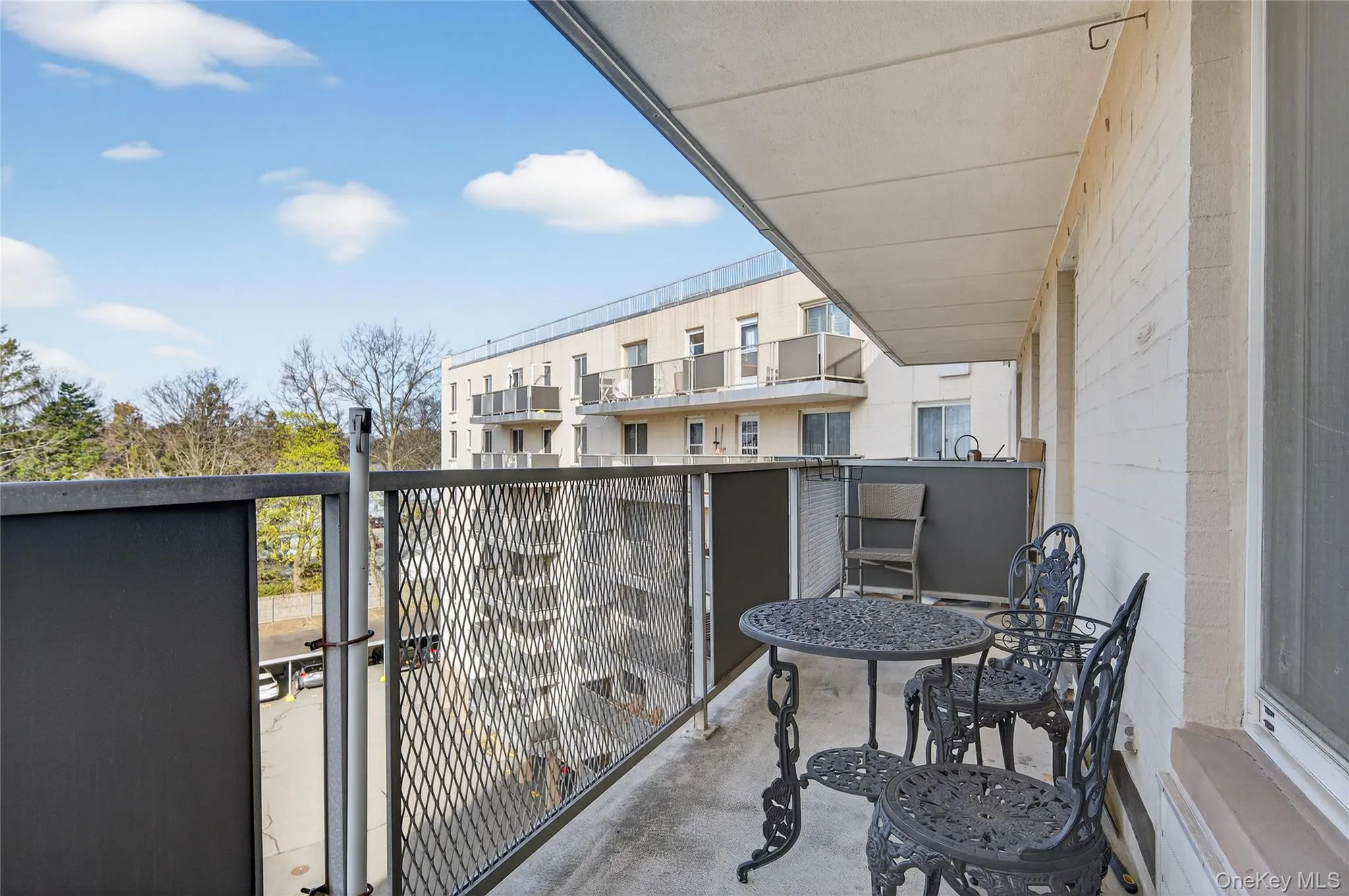 135 Post Avenue, North Hempstead, NY, 1 Bedroom Bedrooms, 4 Rooms Rooms,1 BathroomBathrooms,Residential Lease,For Rent,Post,0,911712 135 Post Avenue, North Hempstead, NY, 1 Bedroom Bedrooms, 4 Rooms Rooms,1 BathroomBathrooms,Residential Lease,For Rent,Post,0,911712