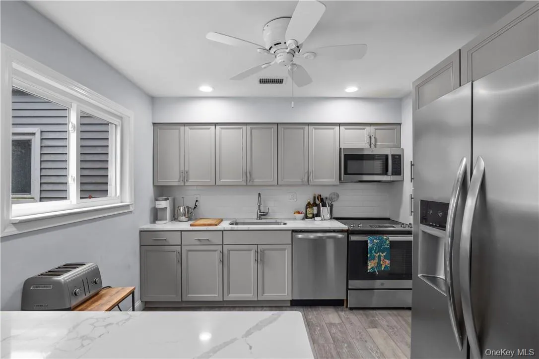 208 Harris Road, Bedford, NY, 3 Bedrooms Bedrooms, 6 Rooms Rooms,2 BathroomsBathrooms,Residential Lease,Idx,Harris,0,911735 208 Harris Road, Bedford, NY, 3 Bedrooms Bedrooms, 6 Rooms Rooms,2 BathroomsBathrooms,Residential Lease,Idx,Harris,0,911735