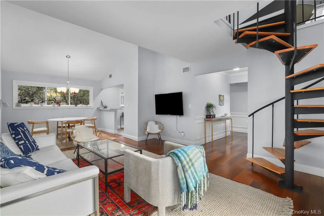 208 Harris Road, Bedford, NY, 3 Bedrooms Bedrooms, 6 Rooms Rooms,2 BathroomsBathrooms,Residential Lease,Idx,Harris,0,911735 208 Harris Road, Bedford, NY, 3 Bedrooms Bedrooms, 6 Rooms Rooms,2 BathroomsBathrooms,Residential Lease,Idx,Harris,0,911735