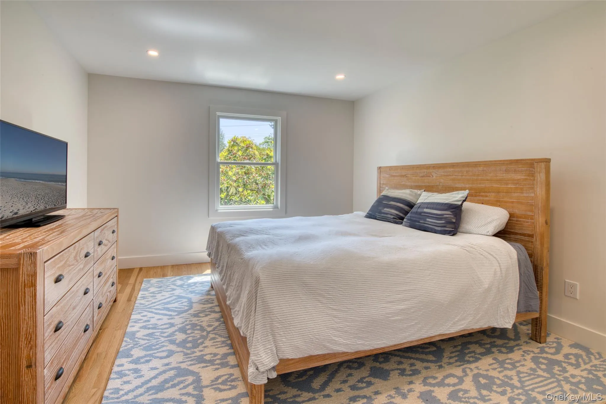 3 Bishop Avenue, Southampton, NY, 3 Bedrooms Bedrooms, 5 Rooms Rooms,2 BathroomsBathrooms,Residential Lease,Idx,Bishop,911995 3 Bishop Avenue, Southampton, NY, 3 Bedrooms Bedrooms, 5 Rooms Rooms,2 BathroomsBathrooms,Residential Lease,Idx,Bishop,911995