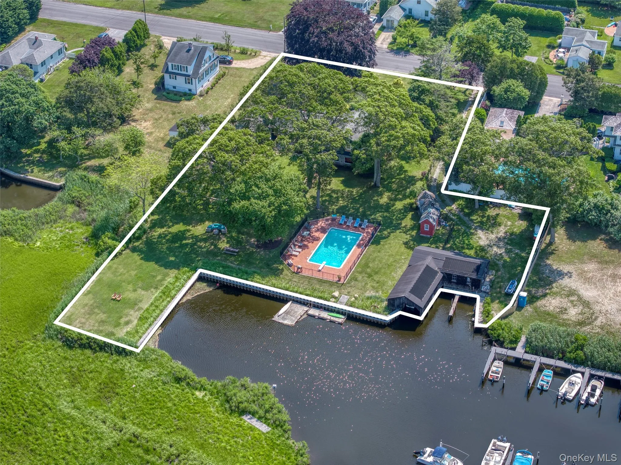 3 Bishop Avenue, Southampton, NY, 3 Bedrooms Bedrooms, 5 Rooms Rooms,2 BathroomsBathrooms,Residential Lease,Idx,Bishop,911995 3 Bishop Avenue, Southampton, NY, 3 Bedrooms Bedrooms, 5 Rooms Rooms,2 BathroomsBathrooms,Residential Lease,Idx,Bishop,911995