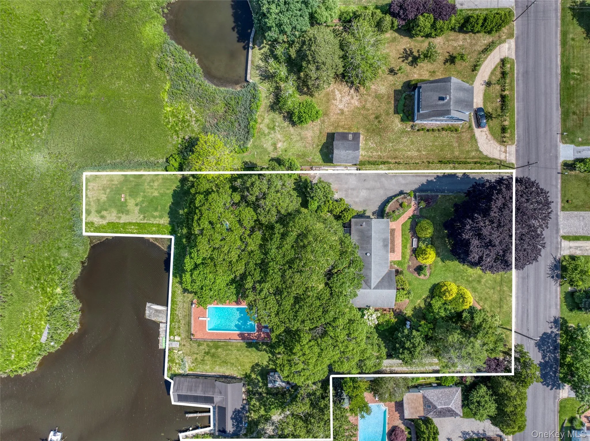 3 Bishop Avenue, Southampton, NY, 3 Bedrooms Bedrooms, 5 Rooms Rooms,2 BathroomsBathrooms,Residential Lease,Idx,Bishop,911995 3 Bishop Avenue, Southampton, NY, 3 Bedrooms Bedrooms, 5 Rooms Rooms,2 BathroomsBathrooms,Residential Lease,Idx,Bishop,911995