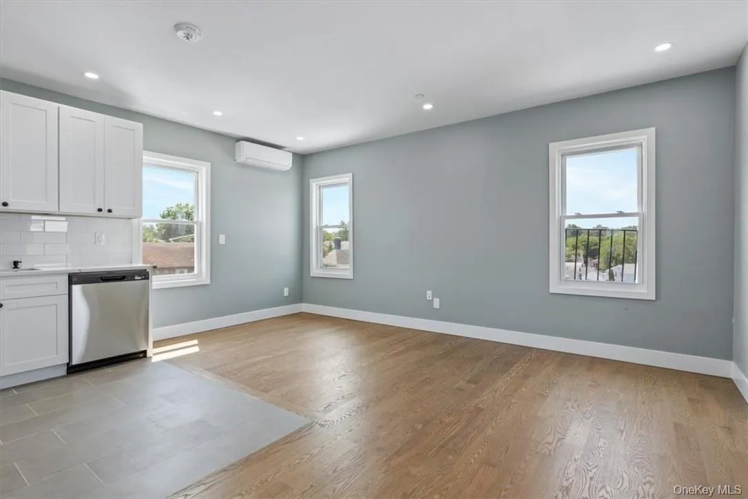 76 CROTONA Avenue, Harrison, NY, 1 Bedroom Bedrooms, 3 Rooms Rooms,1 BathroomBathrooms,Residential Lease,Idx,CROTONA,0,912077 76 CROTONA Avenue, Harrison, NY, 1 Bedroom Bedrooms, 3 Rooms Rooms,1 BathroomBathrooms,Residential Lease,Idx,CROTONA,0,912077