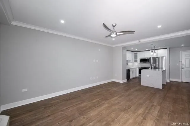 1100 Avalon Street, Glen Cove, NY, 1 Bedroom Bedrooms, 6 Rooms Rooms,2 BathroomsBathrooms,Residential Lease,Idx,Avalon,912172 1100 Avalon Street, Glen Cove, NY, 1 Bedroom Bedrooms, 6 Rooms Rooms,2 BathroomsBathrooms,Residential Lease,Idx,Avalon,912172