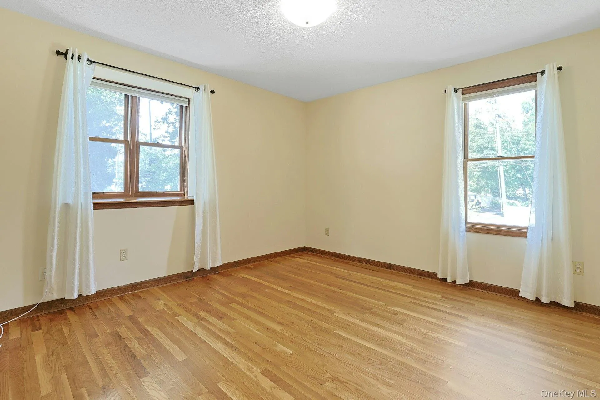 99 New Hempstead Road, Clarkstown, NY, 2 Bedrooms Bedrooms, 5 Rooms Rooms,2 BathroomsBathrooms,Residential Lease,Idx,New Hempstead,0,912204 99 New Hempstead Road, Clarkstown, NY, 2 Bedrooms Bedrooms, 5 Rooms Rooms,2 BathroomsBathrooms,Residential Lease,Idx,New Hempstead,0,912204