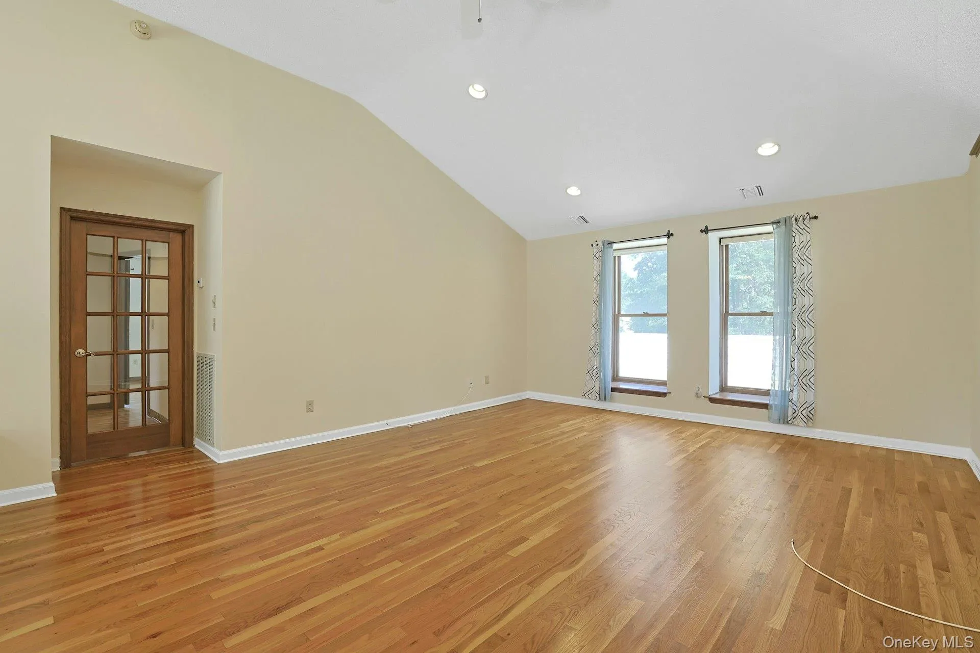 99 New Hempstead Road, Clarkstown, NY, 2 Bedrooms Bedrooms, 5 Rooms Rooms,2 BathroomsBathrooms,Residential Lease,Idx,New Hempstead,0,912204 99 New Hempstead Road, Clarkstown, NY, 2 Bedrooms Bedrooms, 5 Rooms Rooms,2 BathroomsBathrooms,Residential Lease,Idx,New Hempstead,0,912204