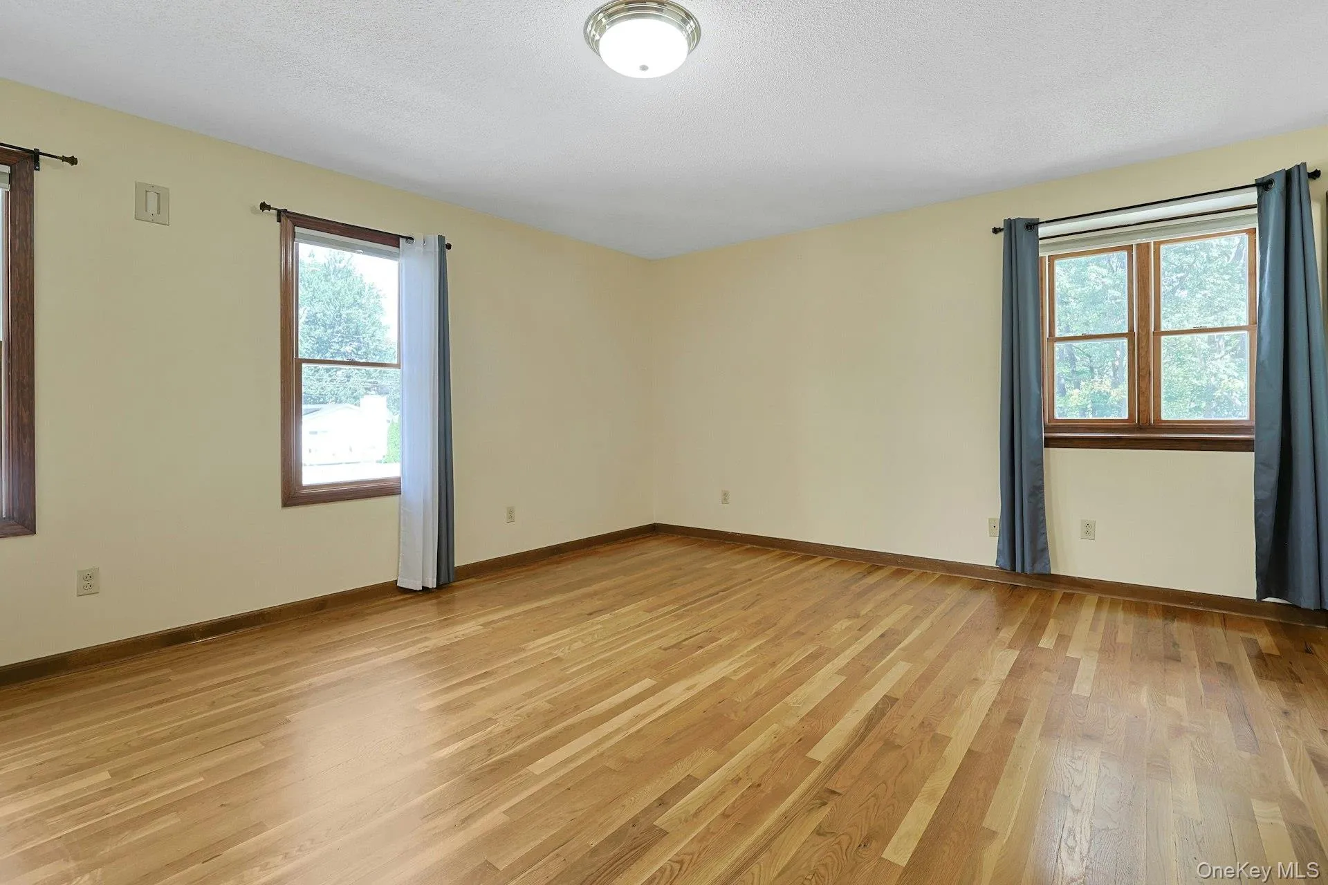 99 New Hempstead Road, Clarkstown, NY, 2 Bedrooms Bedrooms, 5 Rooms Rooms,2 BathroomsBathrooms,Residential Lease,Idx,New Hempstead,0,912204 99 New Hempstead Road, Clarkstown, NY, 2 Bedrooms Bedrooms, 5 Rooms Rooms,2 BathroomsBathrooms,Residential Lease,Idx,New Hempstead,0,912204