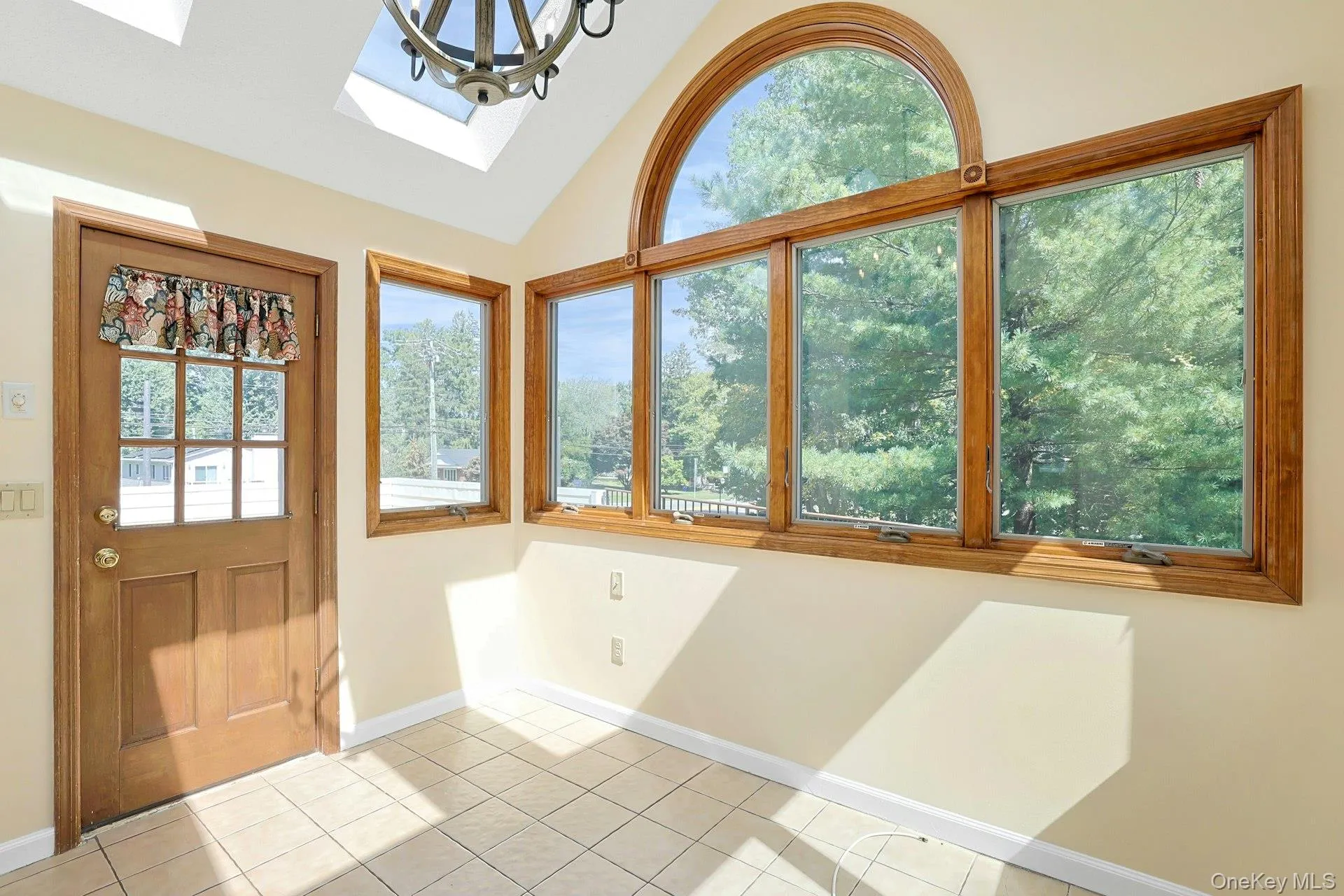 Dinette Area Dinette Area