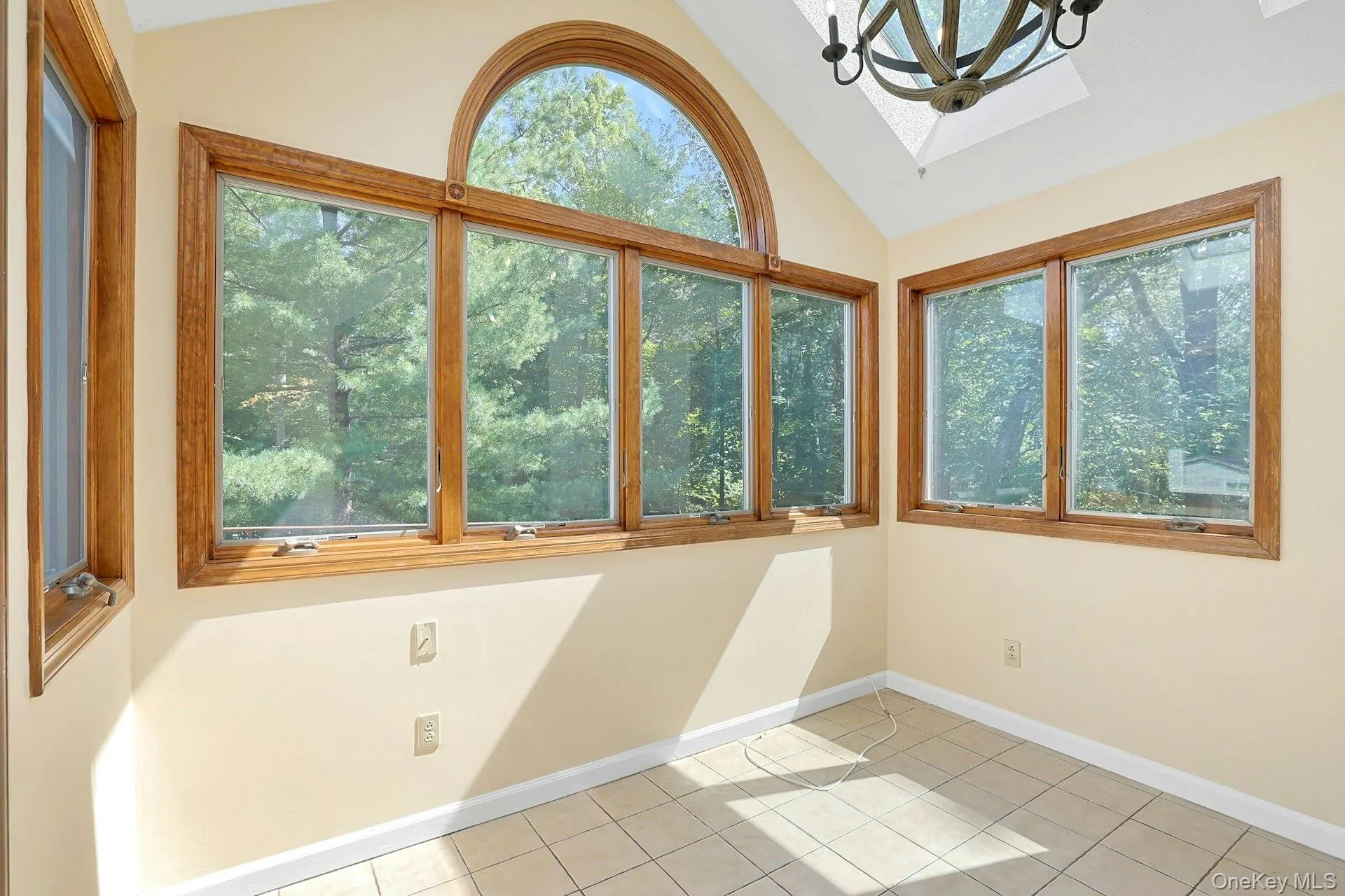 Dinette Area Dinette Area