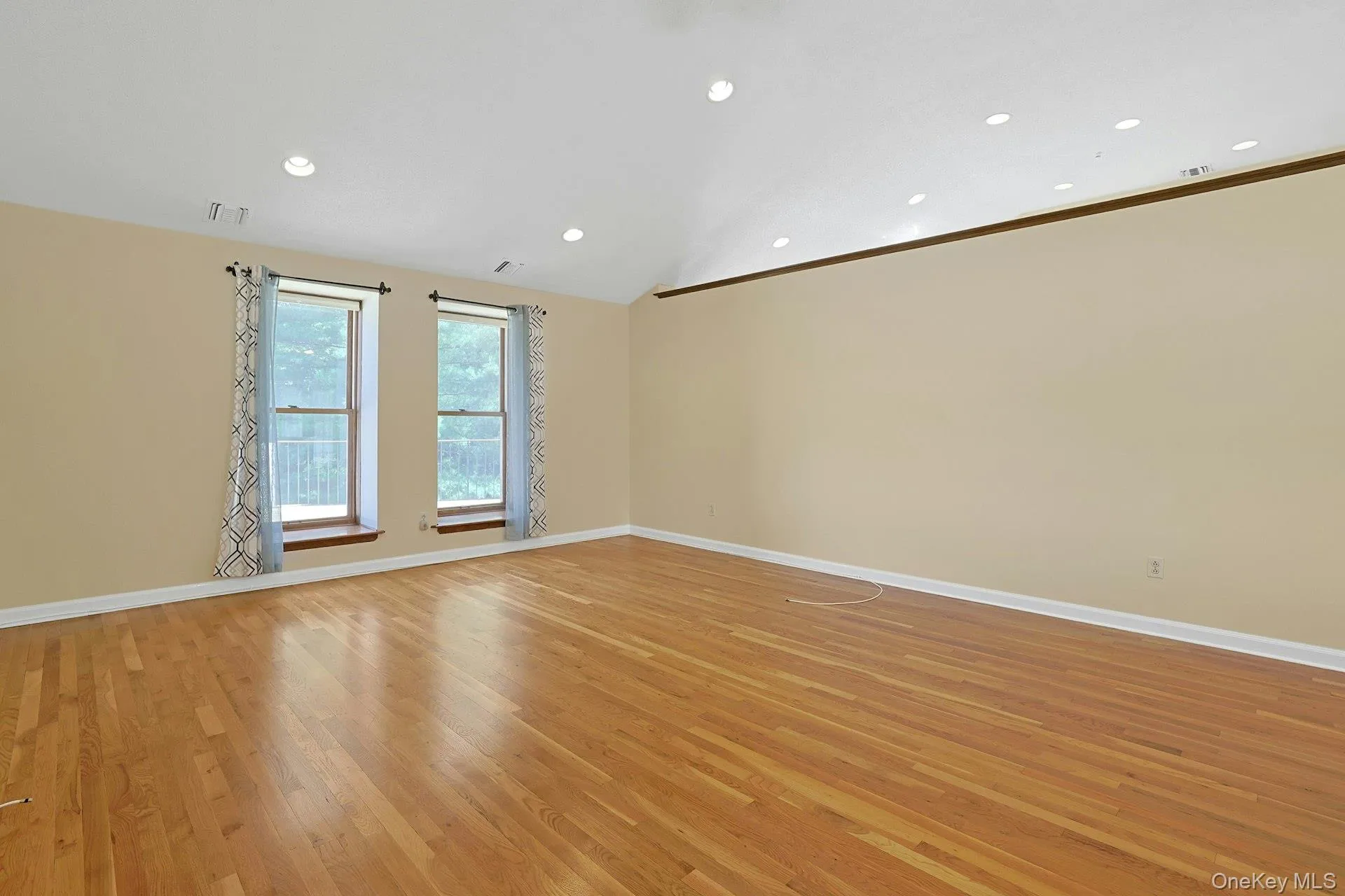 99 New Hempstead Road, Clarkstown, NY, 2 Bedrooms Bedrooms, 5 Rooms Rooms,2 BathroomsBathrooms,Residential Lease,Idx,New Hempstead,0,912204 99 New Hempstead Road, Clarkstown, NY, 2 Bedrooms Bedrooms, 5 Rooms Rooms,2 BathroomsBathrooms,Residential Lease,Idx,New Hempstead,0,912204