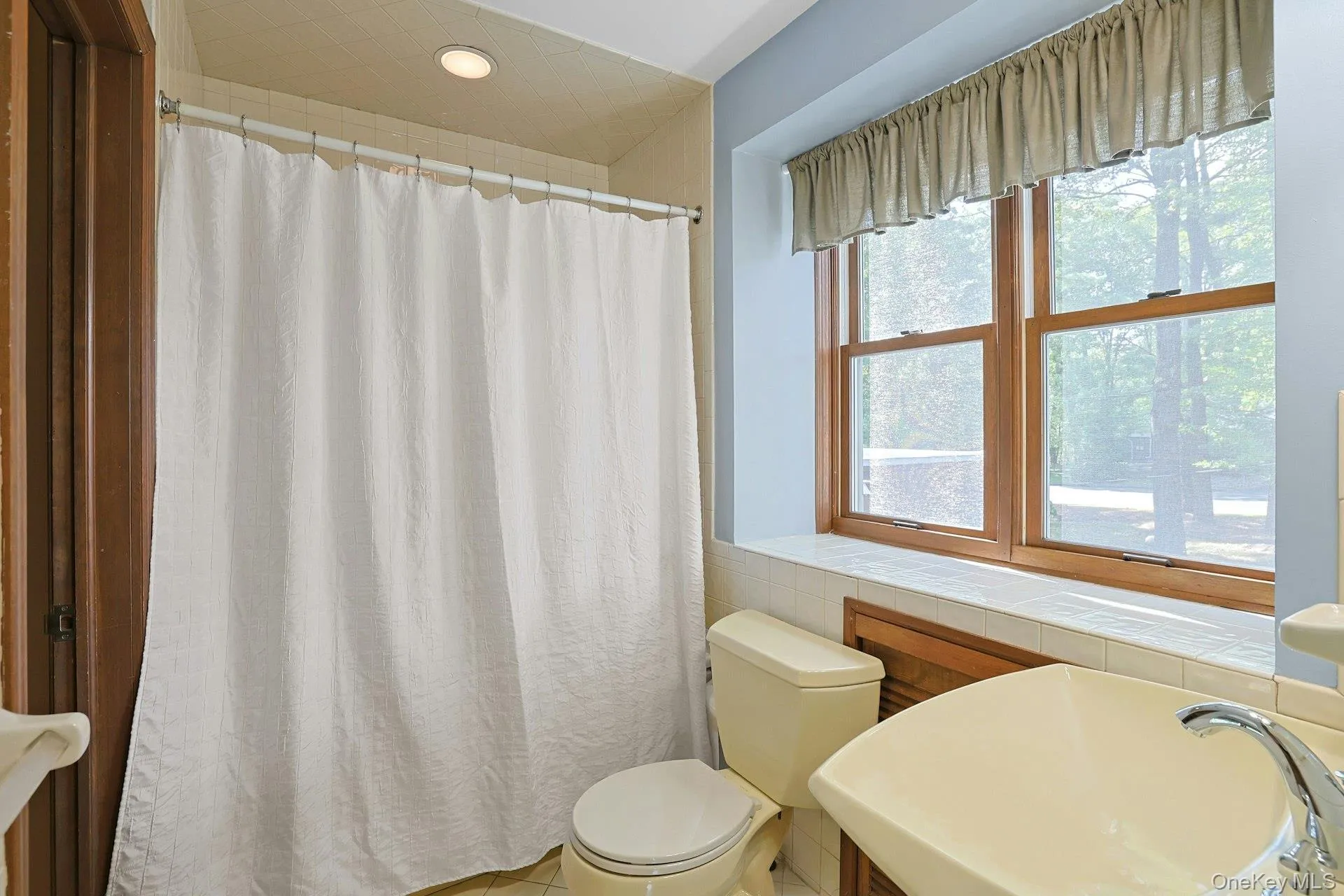 99 New Hempstead Road, Clarkstown, NY, 2 Bedrooms Bedrooms, 5 Rooms Rooms,2 BathroomsBathrooms,Residential Lease,Idx,New Hempstead,0,912204 99 New Hempstead Road, Clarkstown, NY, 2 Bedrooms Bedrooms, 5 Rooms Rooms,2 BathroomsBathrooms,Residential Lease,Idx,New Hempstead,0,912204