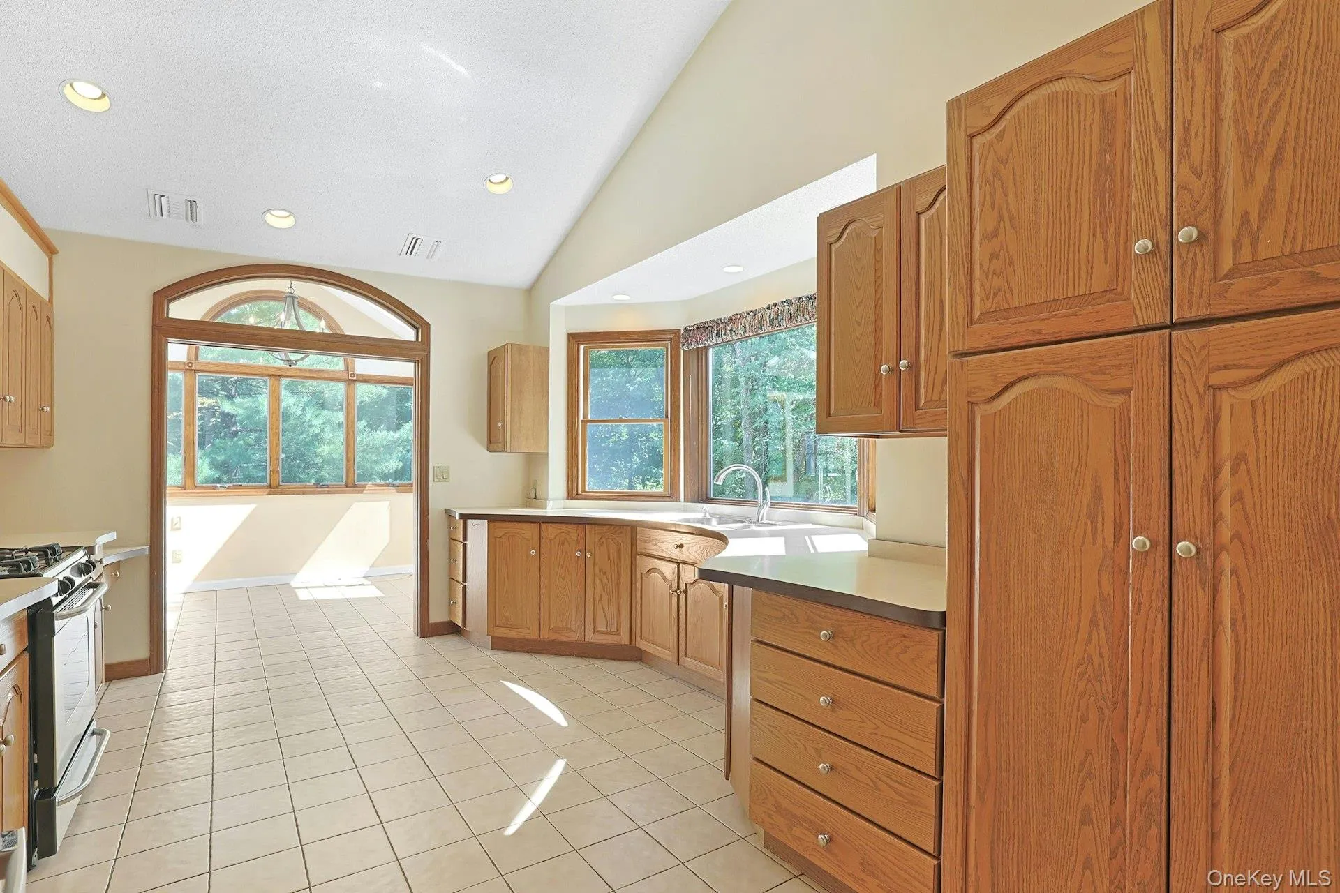 99 New Hempstead Road, Clarkstown, NY, 2 Bedrooms Bedrooms, 5 Rooms Rooms,2 BathroomsBathrooms,Residential Lease,Idx,New Hempstead,0,912204 99 New Hempstead Road, Clarkstown, NY, 2 Bedrooms Bedrooms, 5 Rooms Rooms,2 BathroomsBathrooms,Residential Lease,Idx,New Hempstead,0,912204